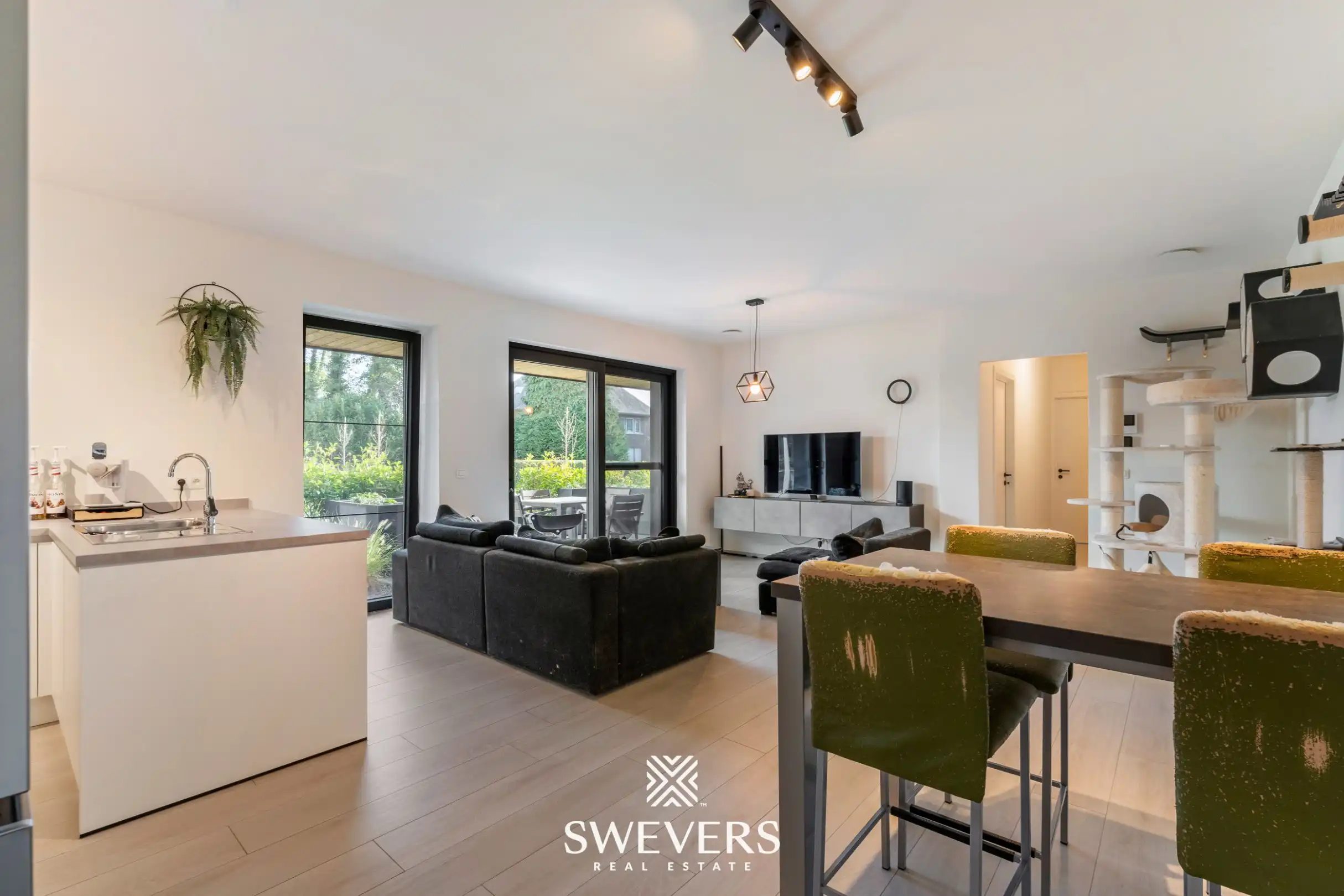 Instapklaar, energiezuinig gelijkvloers appartement (99 m²) met garage en kelders in het pittoreske Bolderberg foto 10