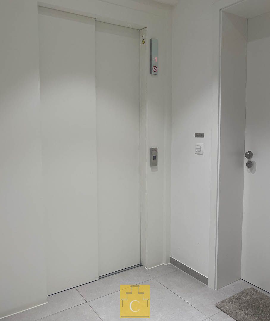 Recent 2 slaapkamerappartement met mooie zichten en ruim terras foto 21