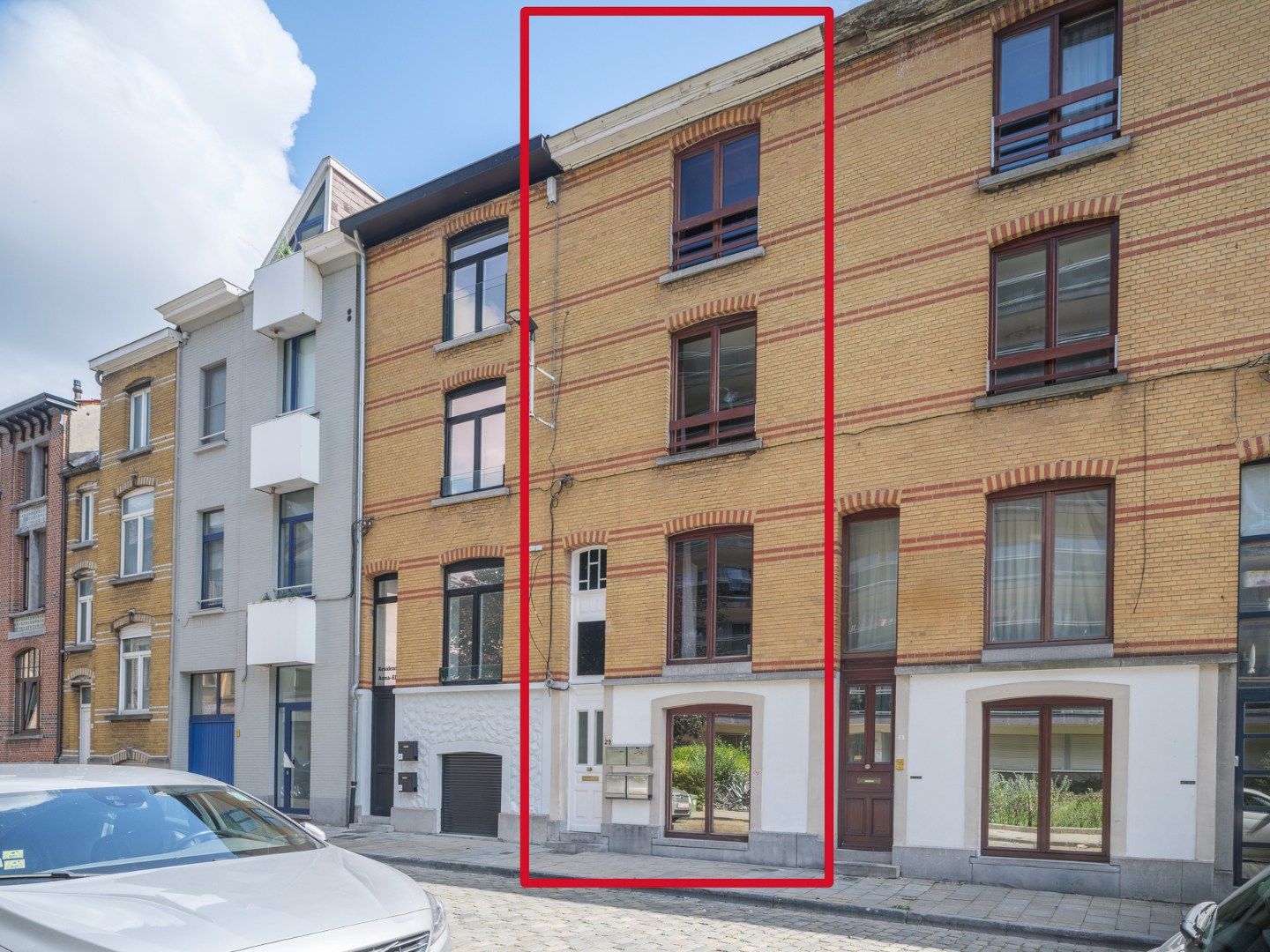 ()=>{if(producerUpdateValueVersion(node),producerAccessed(node),node.value===ERRORED)throw node.error;return node.value} Karel De Stoutestraat 29 - - 9000 Gent