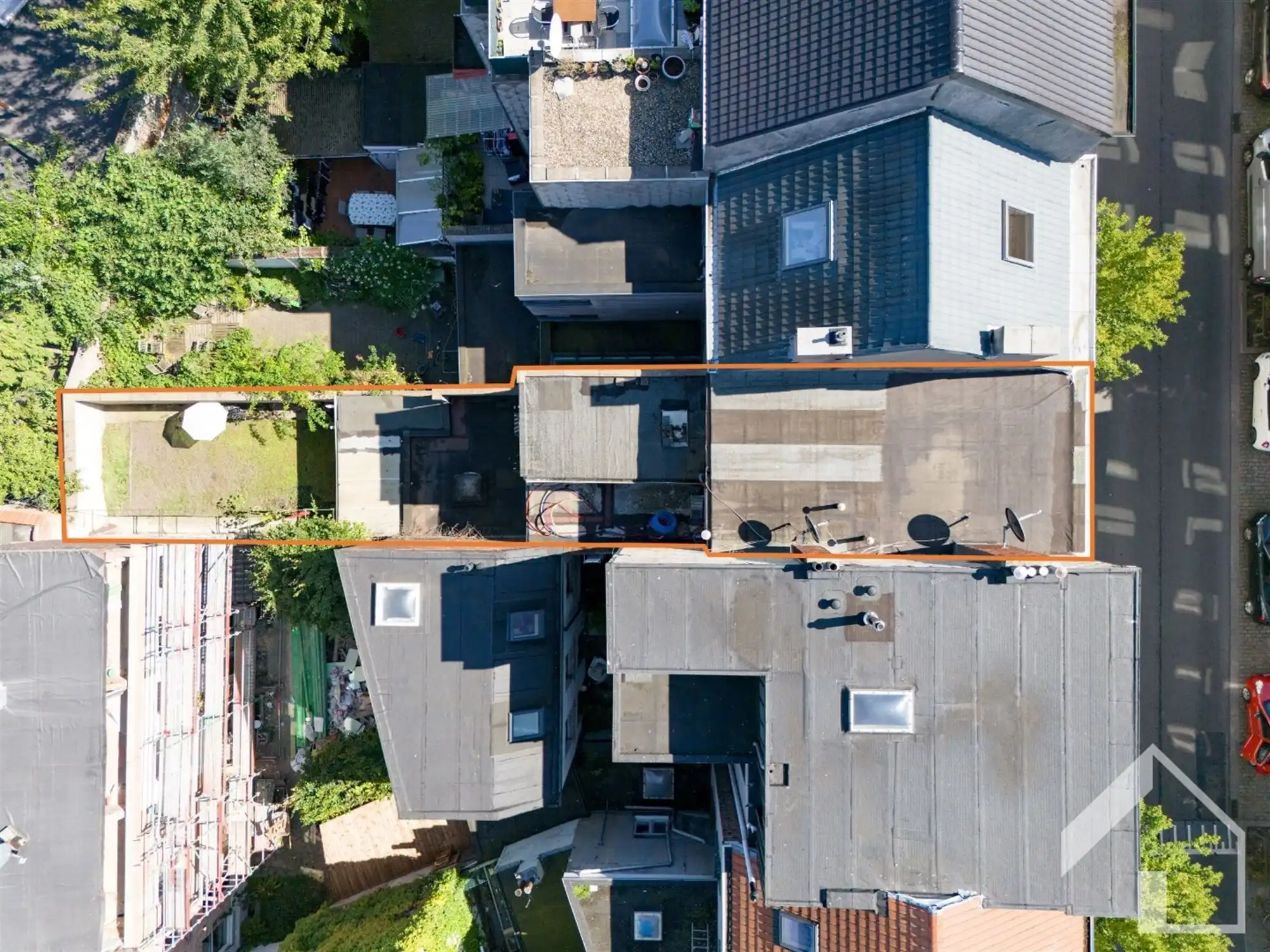 Ruime woning (190 m²) met tuin en veel potentieel foto 23