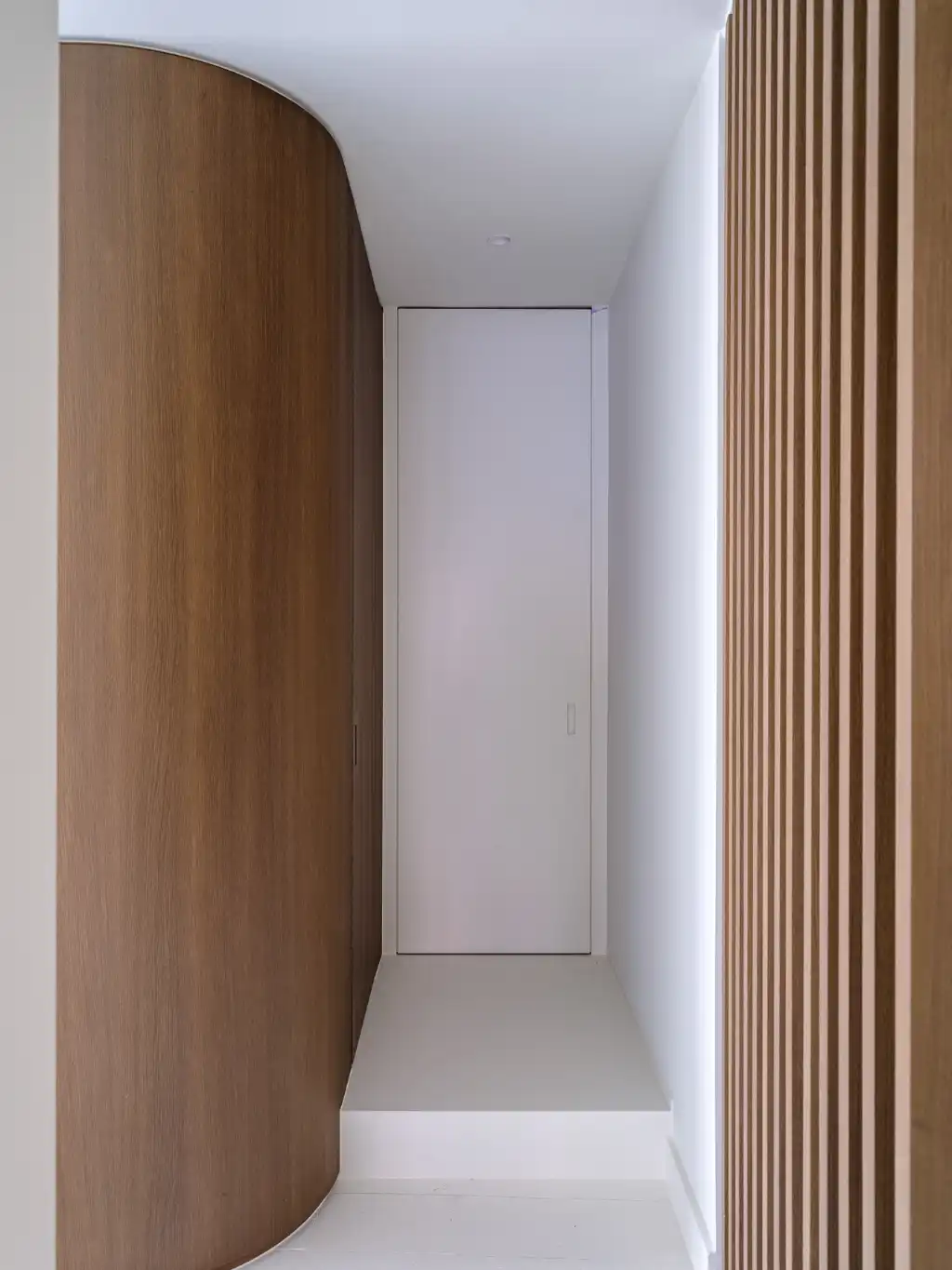 Karaktervol 2-slaapkamer appartement op een toplocatie in het centrum foto 4