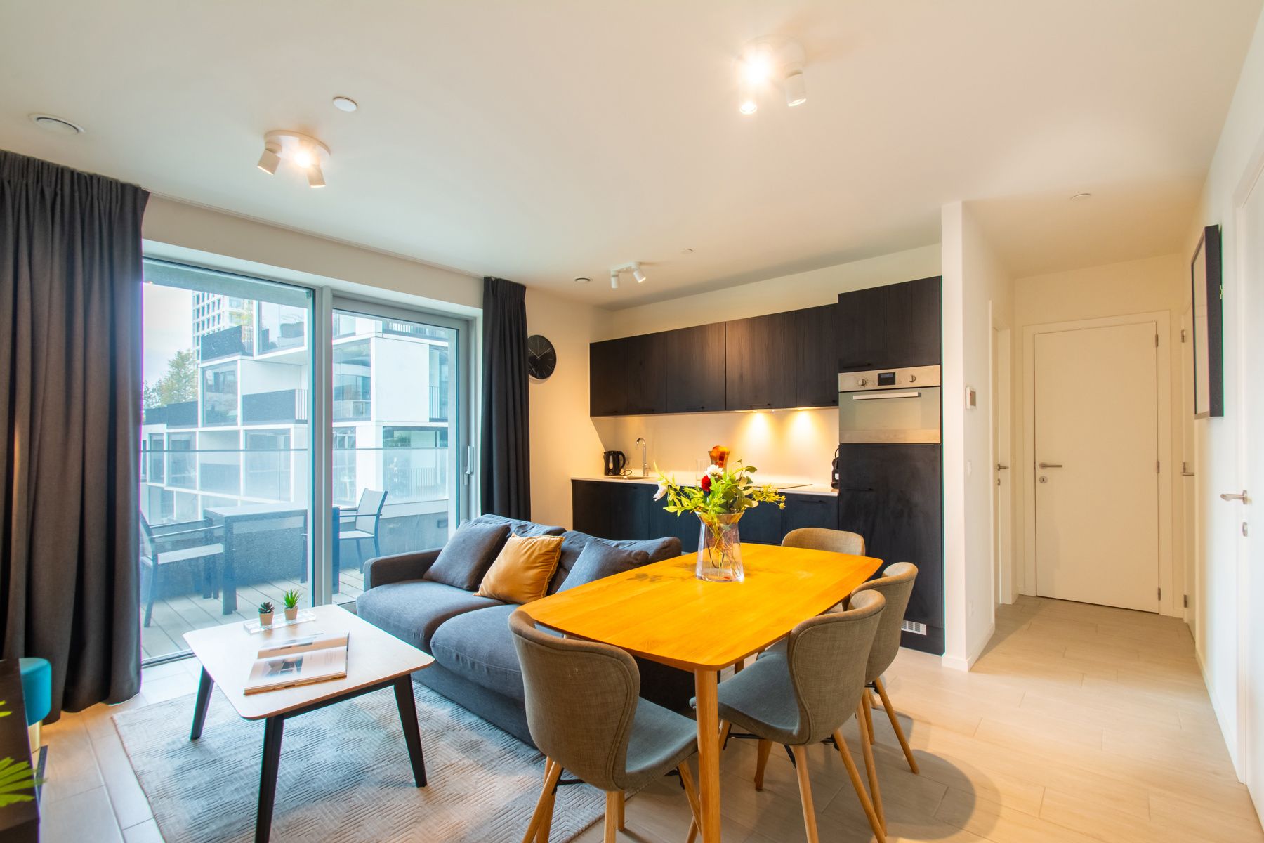 Gezellig 1-slaapkamer appartement met terras foto 2