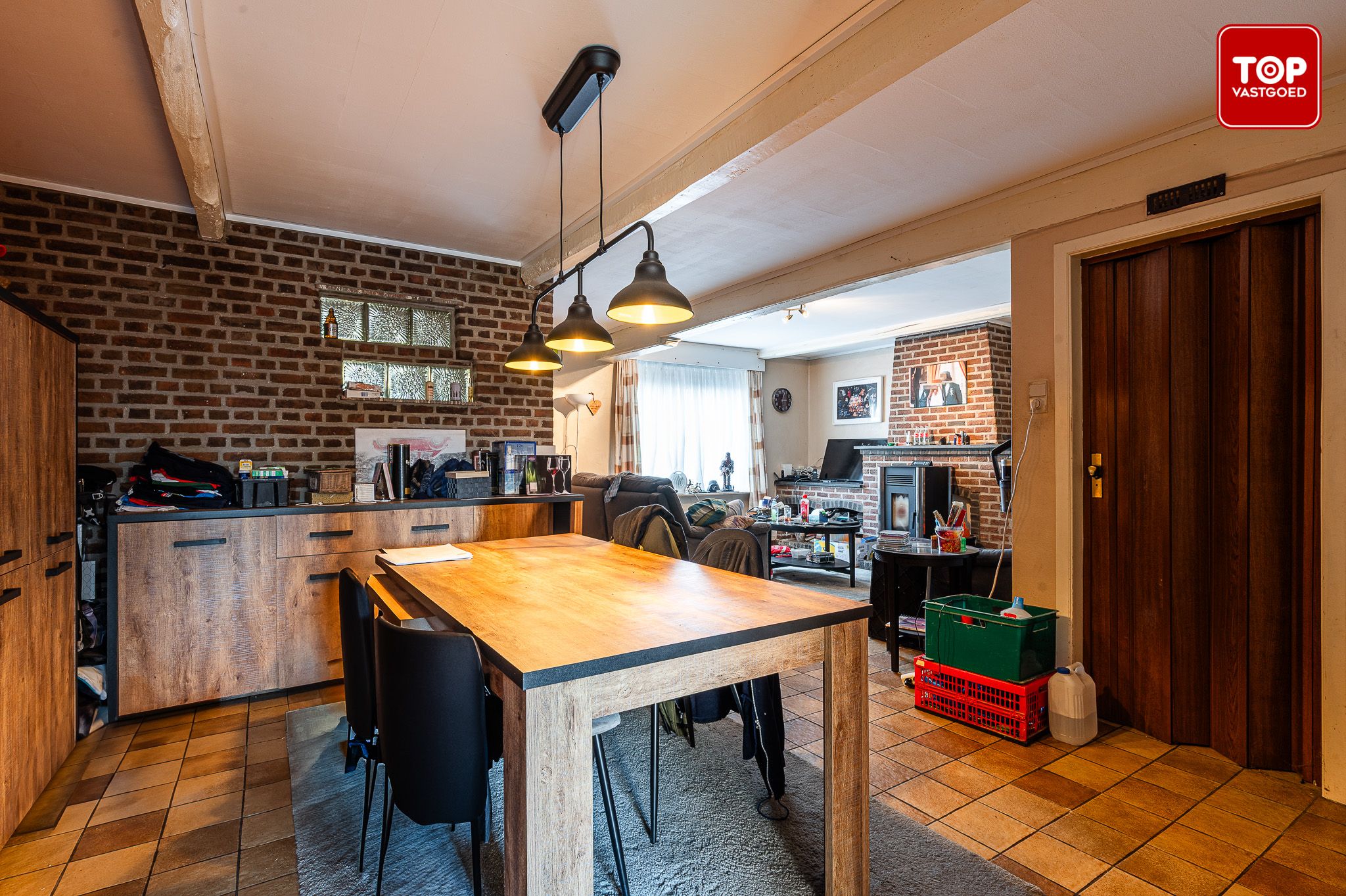 Woning met 3 slaapkamers en garage met aparte toegang.  foto 5