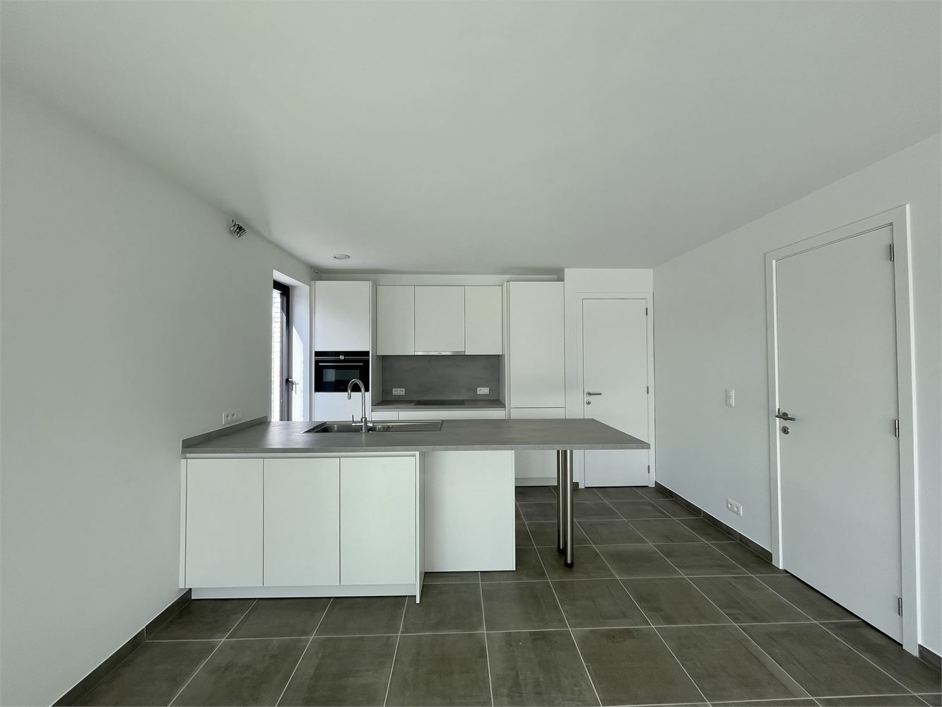 Recent appartement met twee slaapkamers en 2 terrassen foto 6