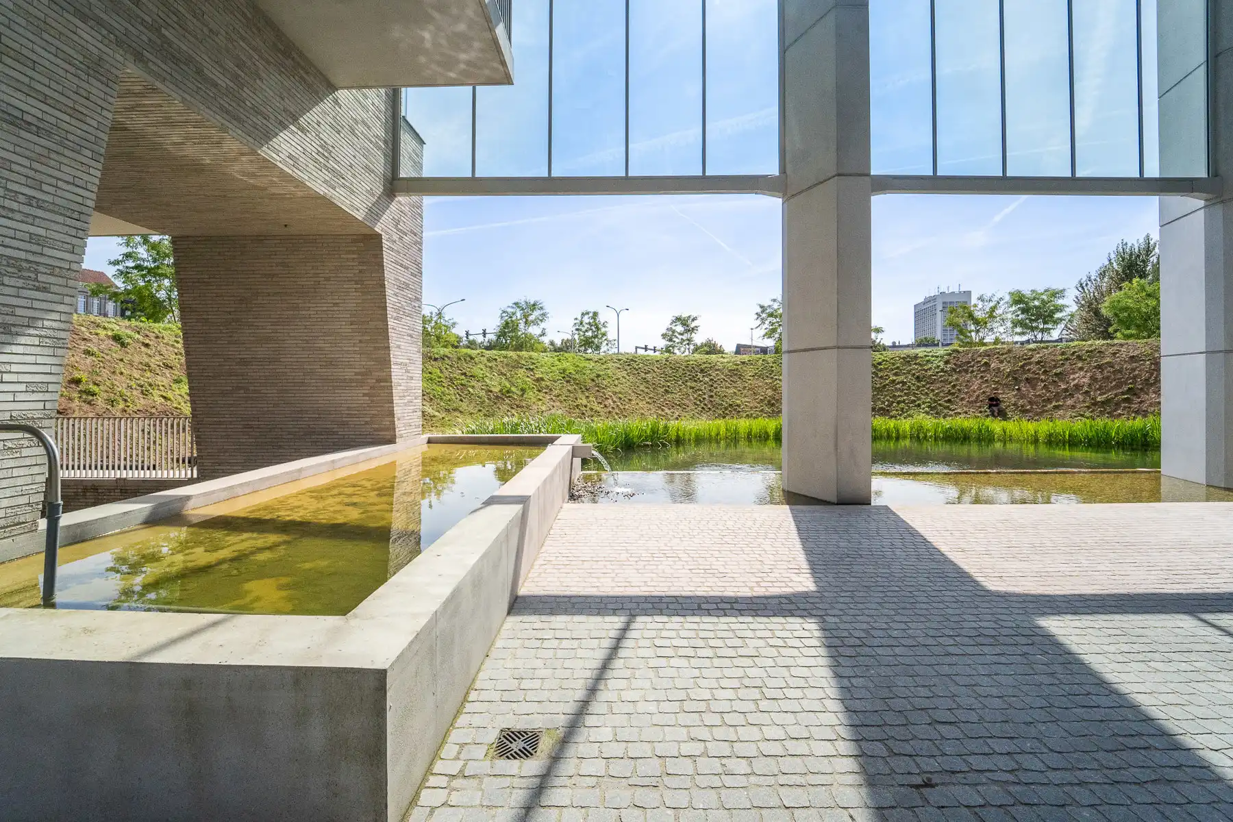 Ruim 2 slaapkamer appartement met droomterras foto 8