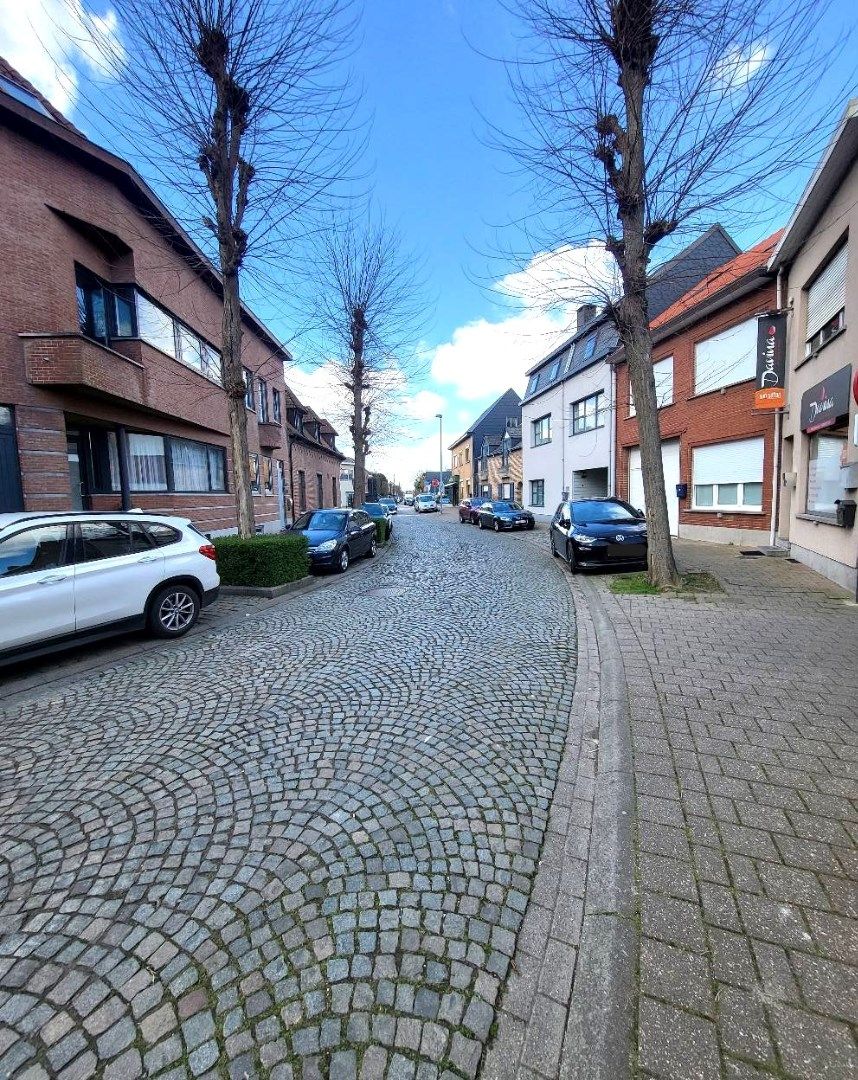 Prima onderhouden woning in centrum Eppegem. foto 26