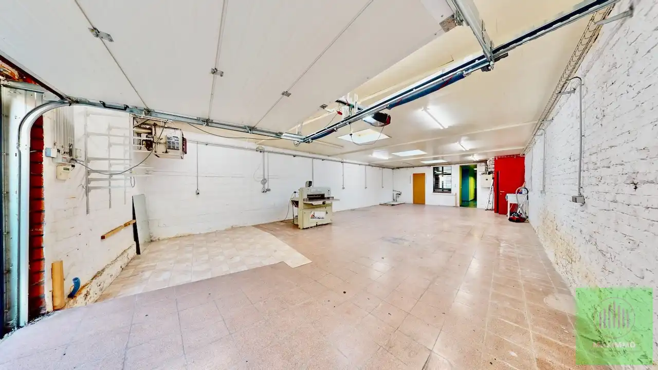 TE KOOP: Handelspand met magazijn én mogelijkheid tot woonst in hartje Lauwe! foto 6