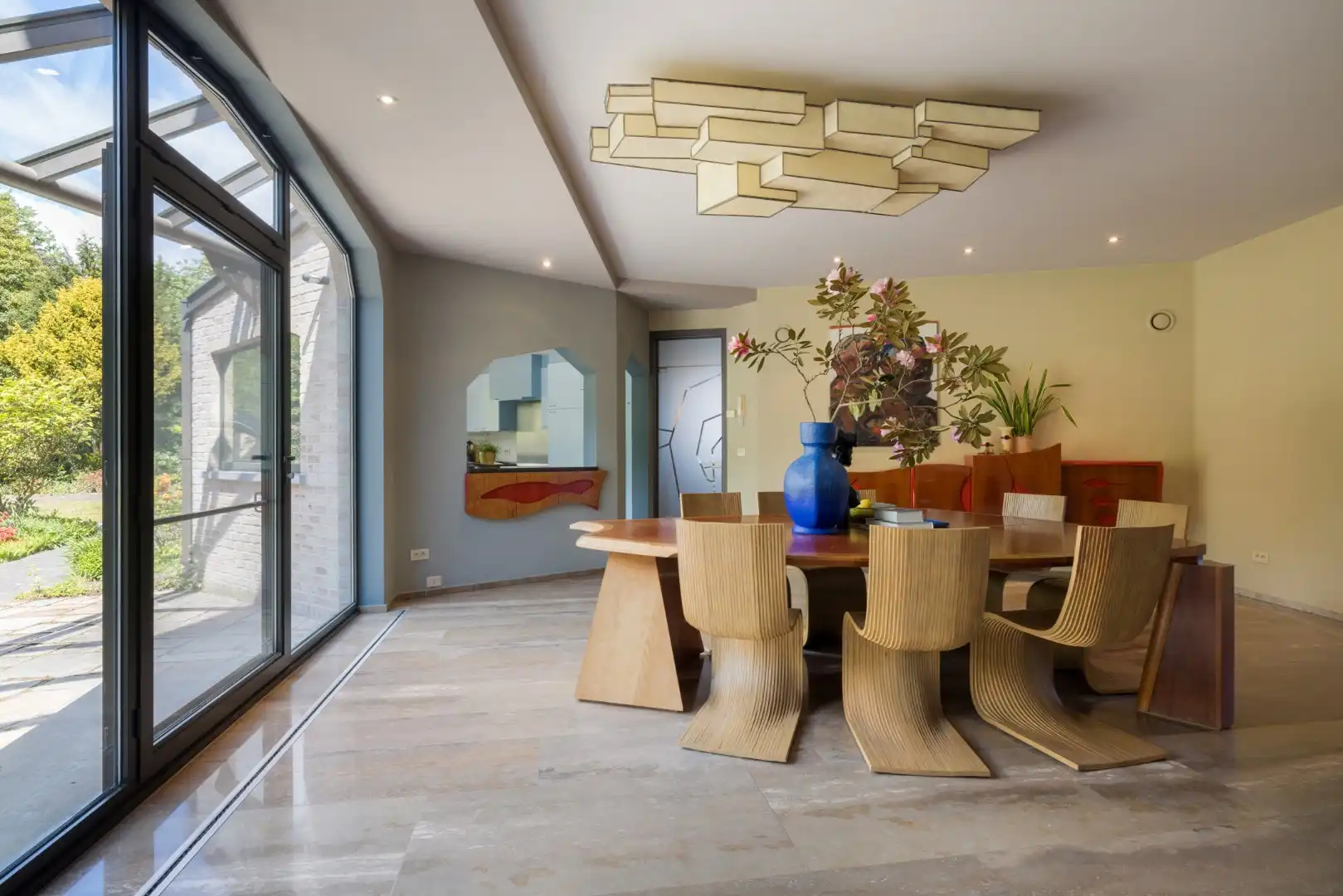 Een uitzonderlijke villa waar architectuur, natuur en kunst in perfecte harmonie samenkomen foto 6