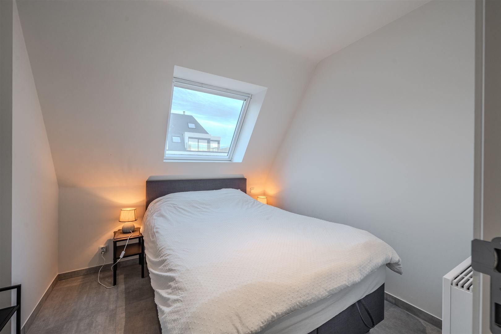 Modern 2 slaapkamer appartement in hartje Middelkerke foto 20