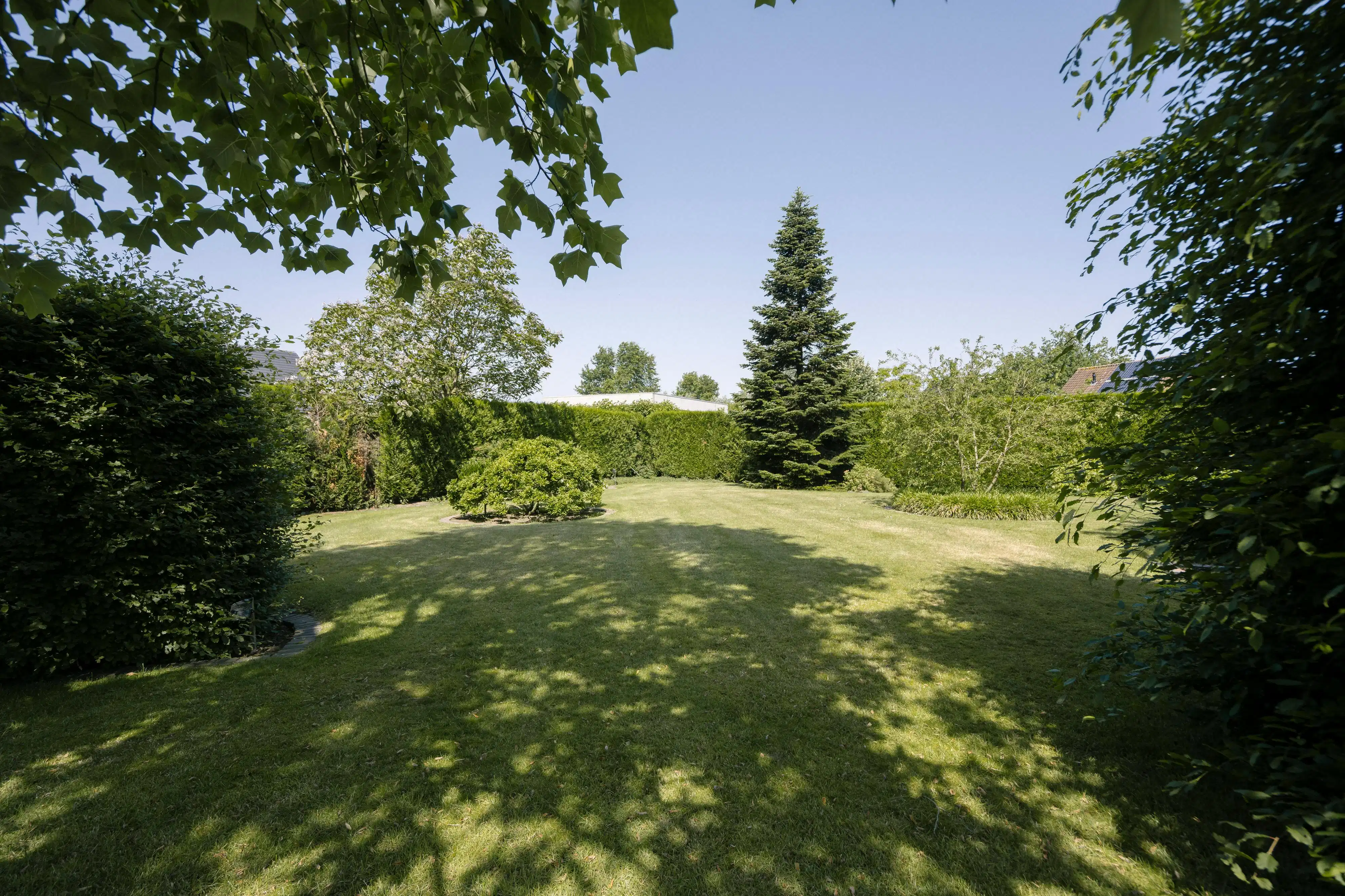 Exclusieve villa op royaal perceel nabij het Sterrebos foto 7