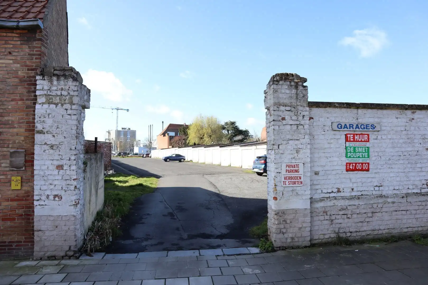 Ruime garagebox te huur in Brugge foto 3