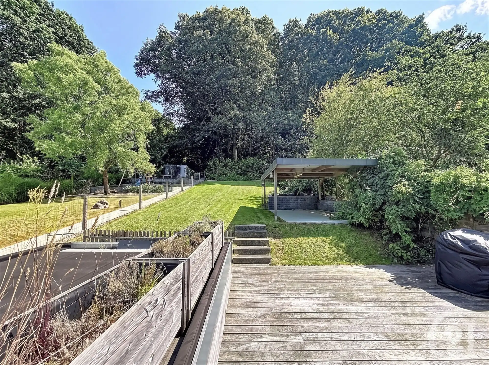 Rustig gelegen gerenoveerde woning! foto 27