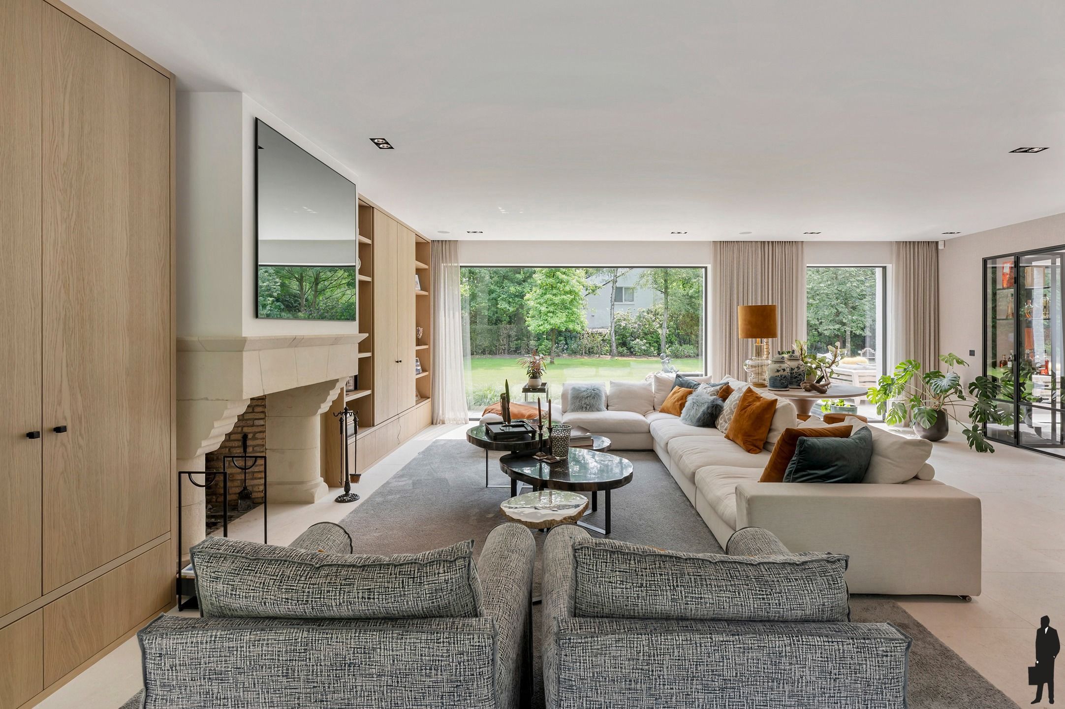Exclusieve villa met zwembad en bijgebouw op 6.457 m² foto 7
