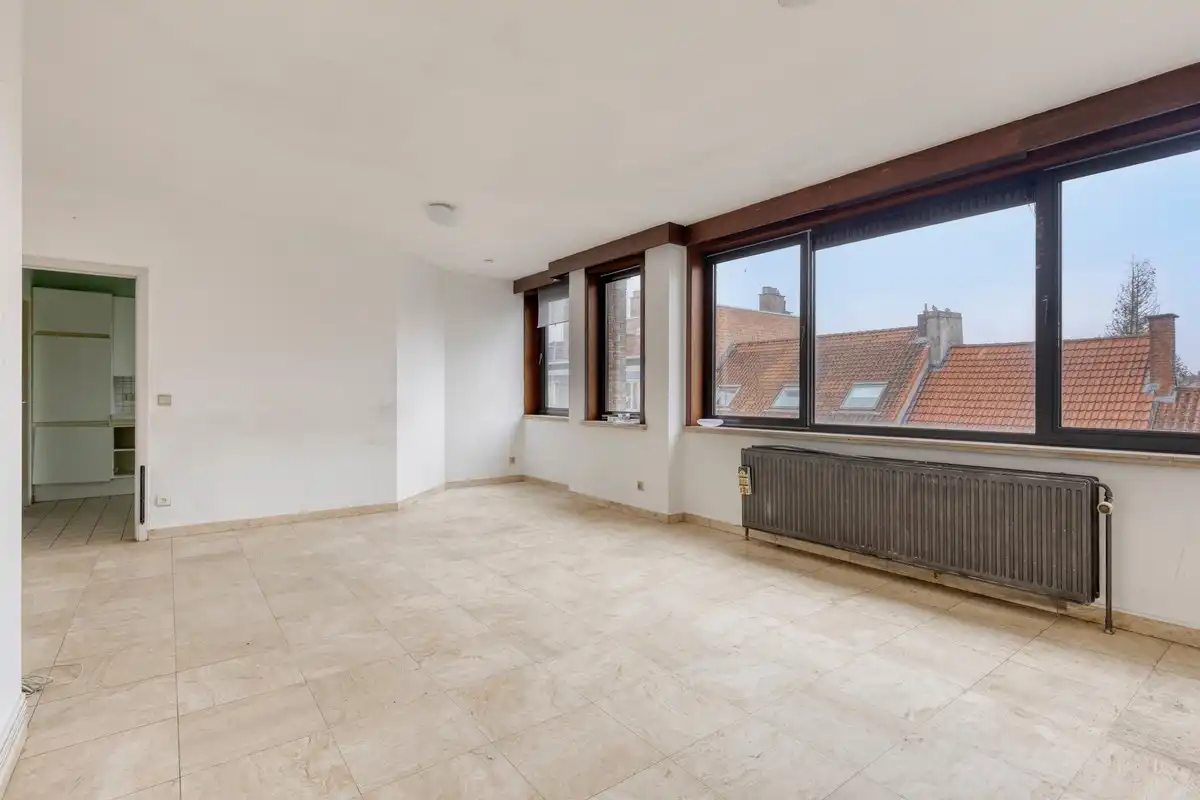 Functioneel en zonnig te renoveren appartement met drie slaapkamers en groot terras foto 6