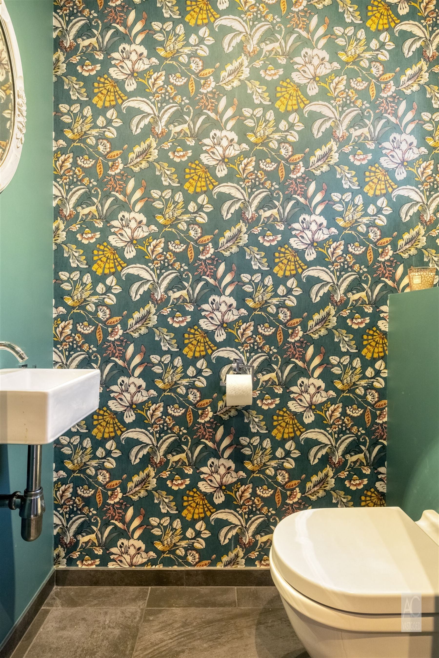 Recente halfopen bebouwing met 3 slaapkamers en garage foto 7