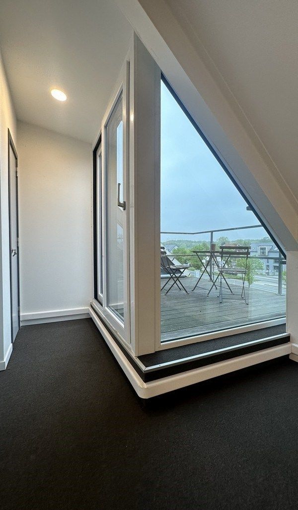 Lichtrijk kantoor te huur op zichtlocatie te Sint-Martens-Latem foto 17