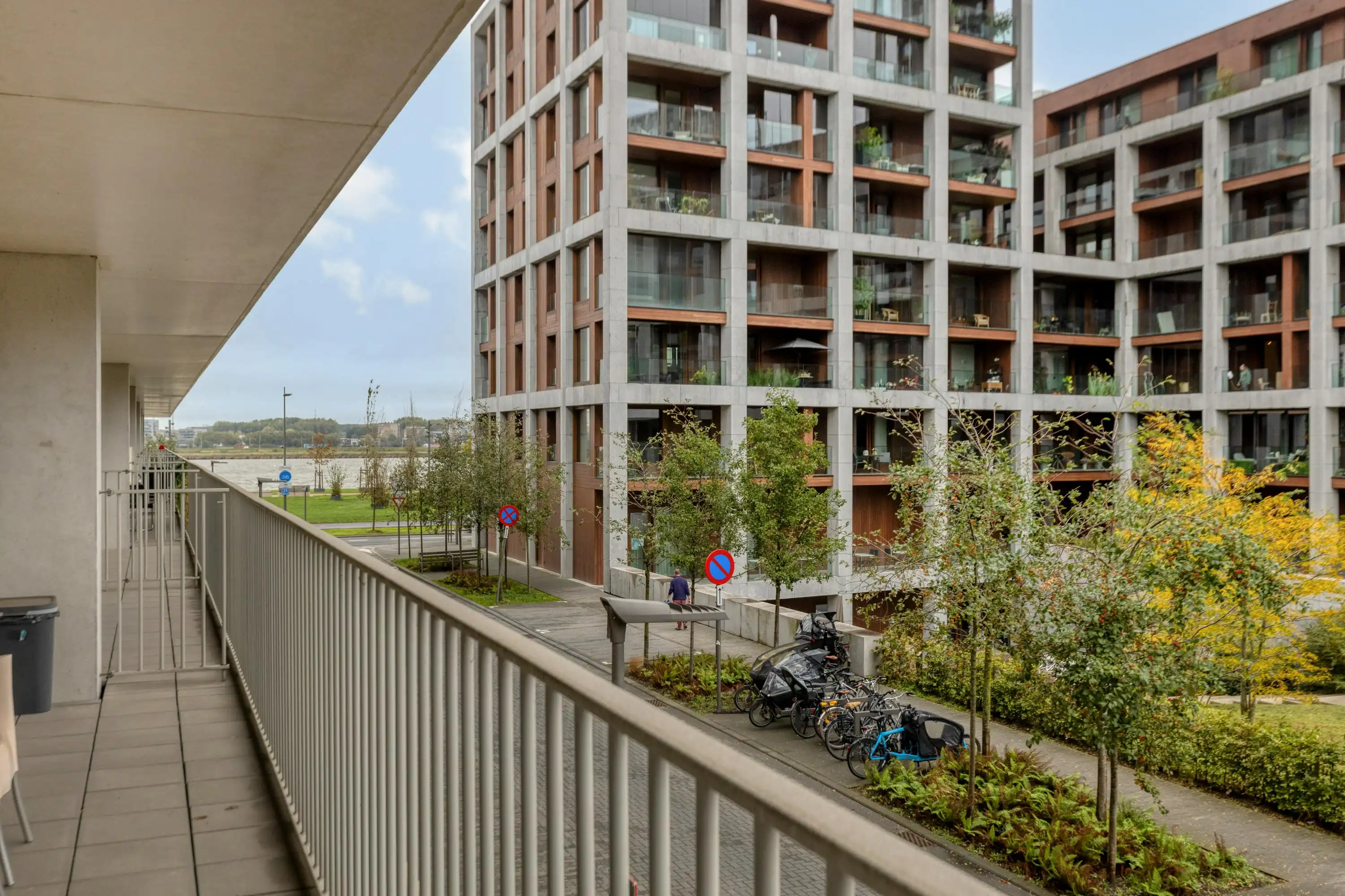 Recent appartement te koop in residentie Havn Antwerpen Zuid foto 14