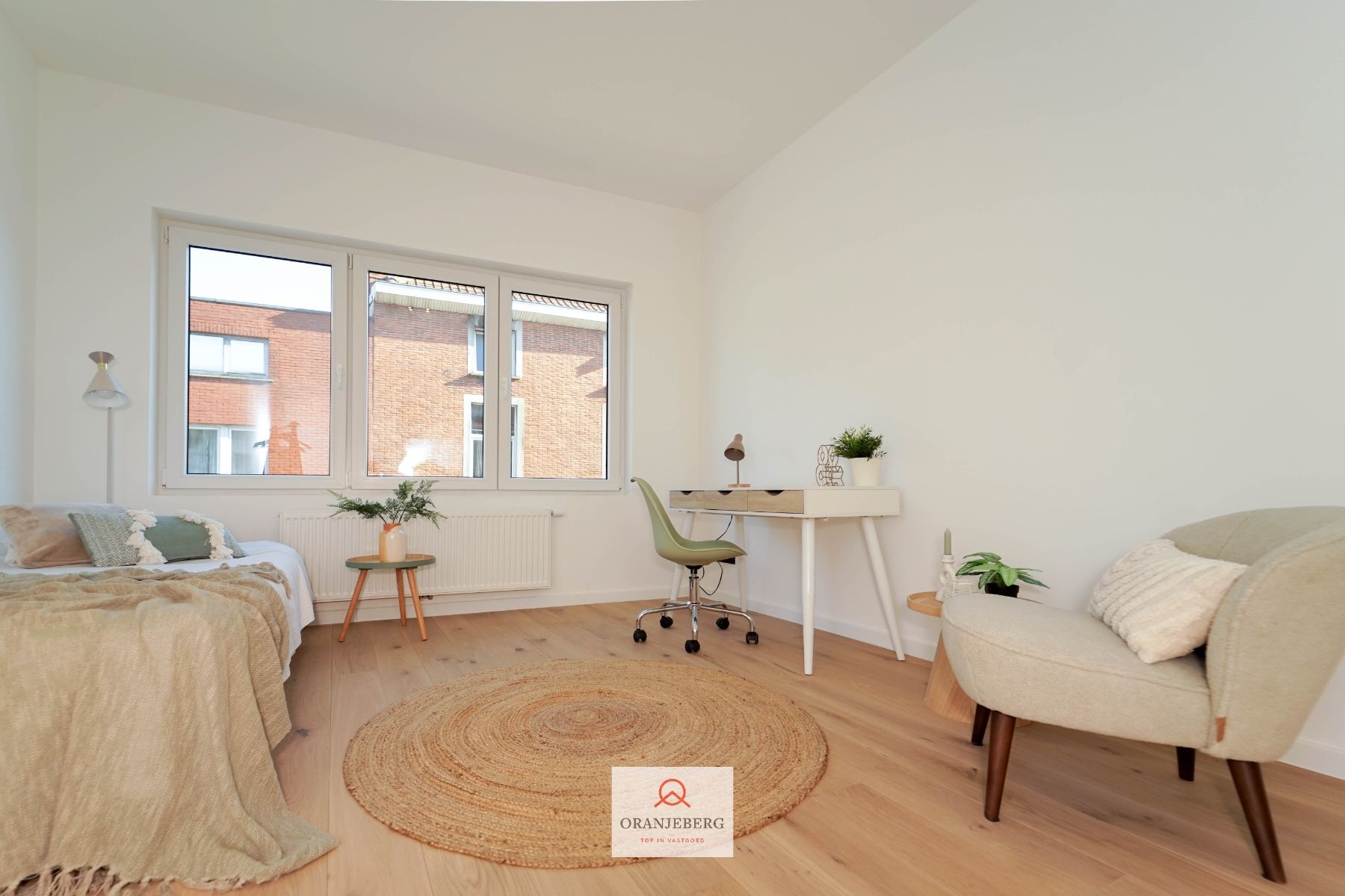 LAATSTE 2 KAMERS: Gerenoveerde lichtrijke kamer te koop nabij Gent-centrum foto 2