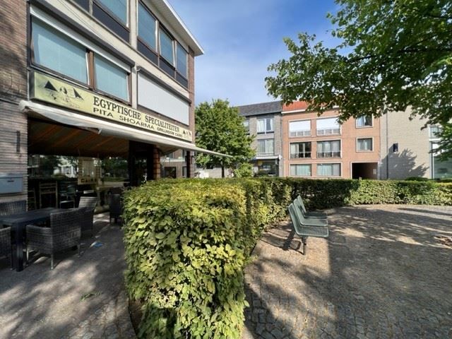 Handelsgelijkvloers op uiterst commerciële ligging te Torhout foto 5