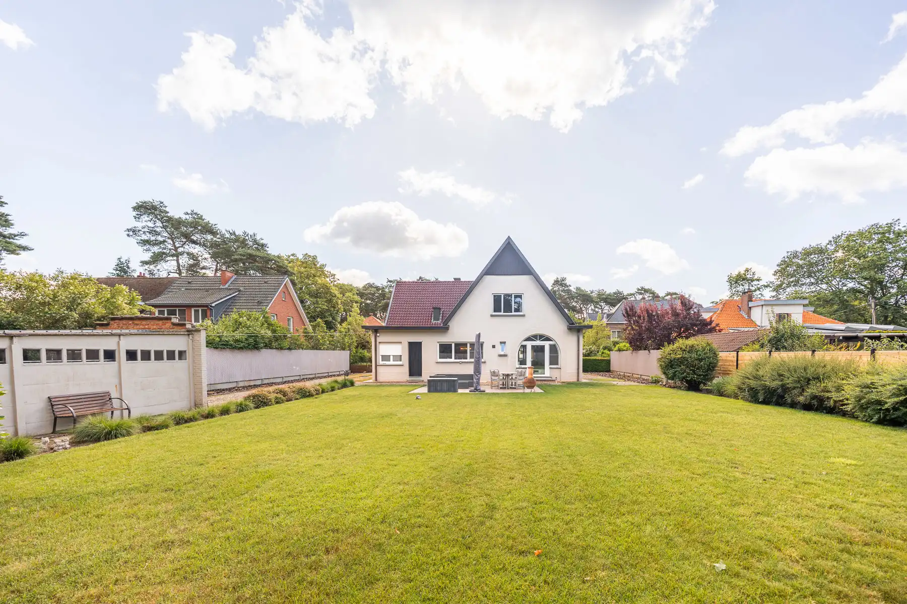 Charmante woning met prachtige tuin op een toplocatie  foto 3