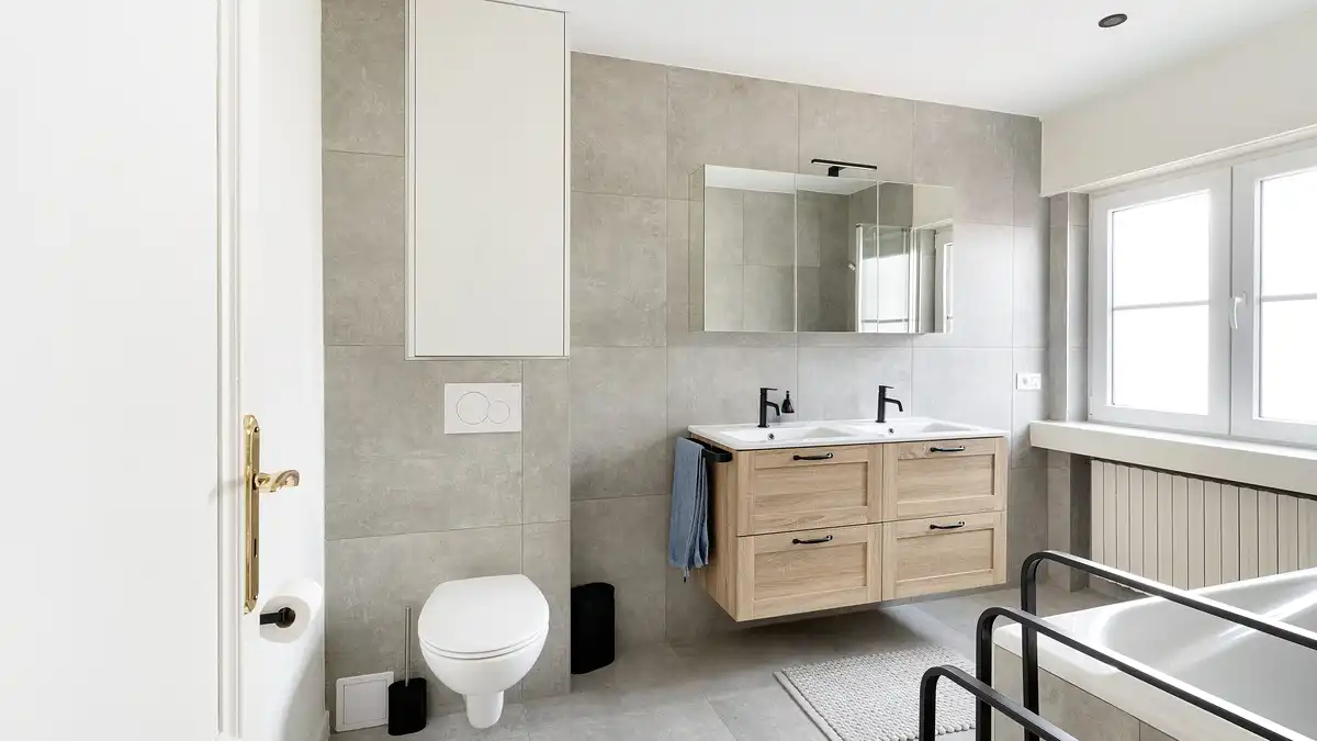 Subliem gerenoveerde koppelvilla op 150m van het strand te koop! foto 36