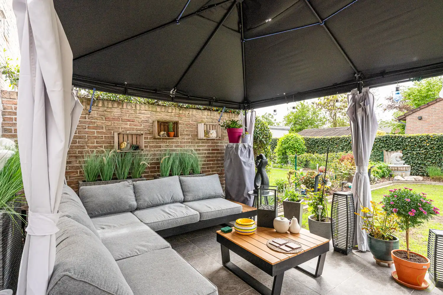 Goed onderhouden woning op een rustige ligging te Wondelgem. foto 15