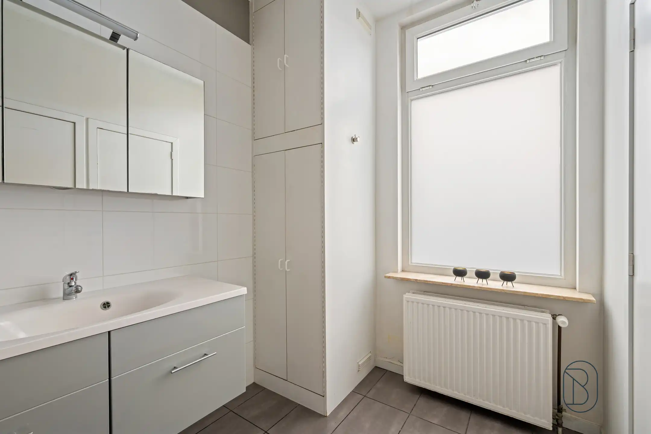 Gerenoveerde rijwoning met 2 SLK en zuidgerichte tuin foto 20