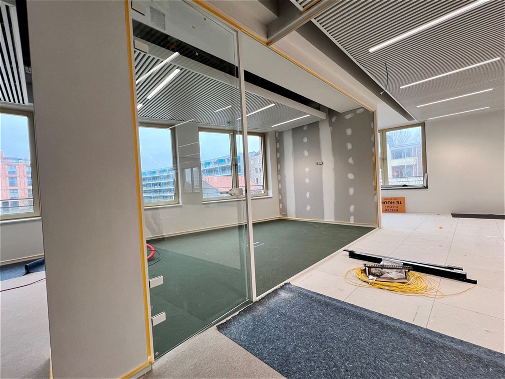Nieuwbouwkantooor nabij het Gentse stadscentrum Keizerpoort met oppervlakte van 257 m² foto 5