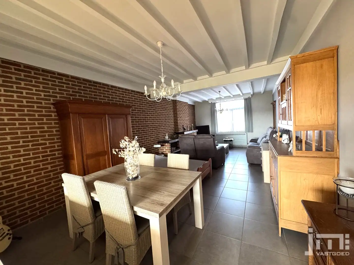 Goed onderhouden woning met 3 slaapkamers en vrij uitzicht in Kerniel foto 3