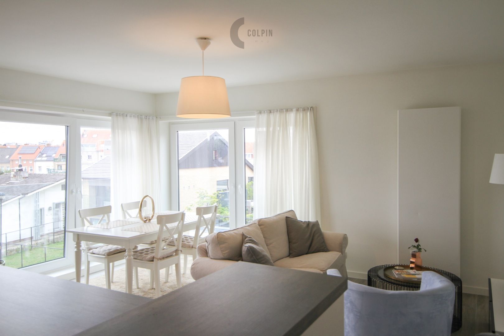 Modern 2 slaapkamerappartement in centrum Heist-aan-Zee foto 2