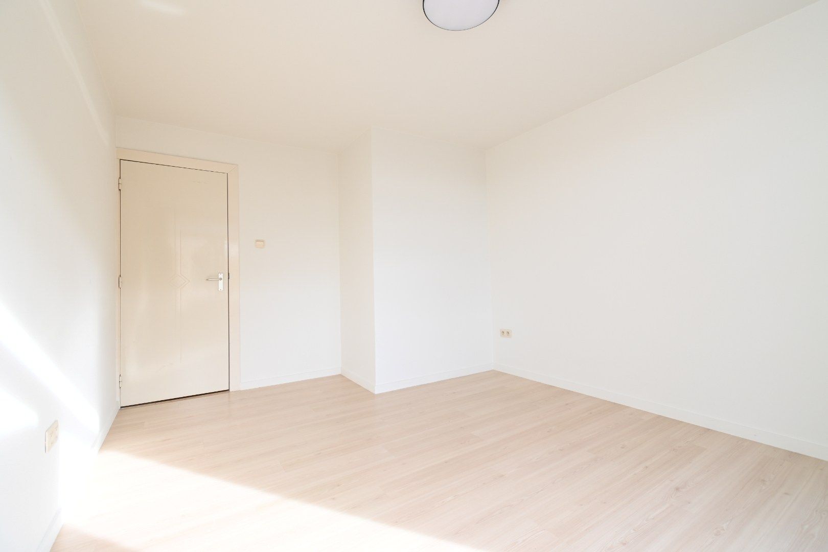 Gezellig gerenoveerd huisje met terras en tuintje op zeer rustige landelijke ligging foto 11