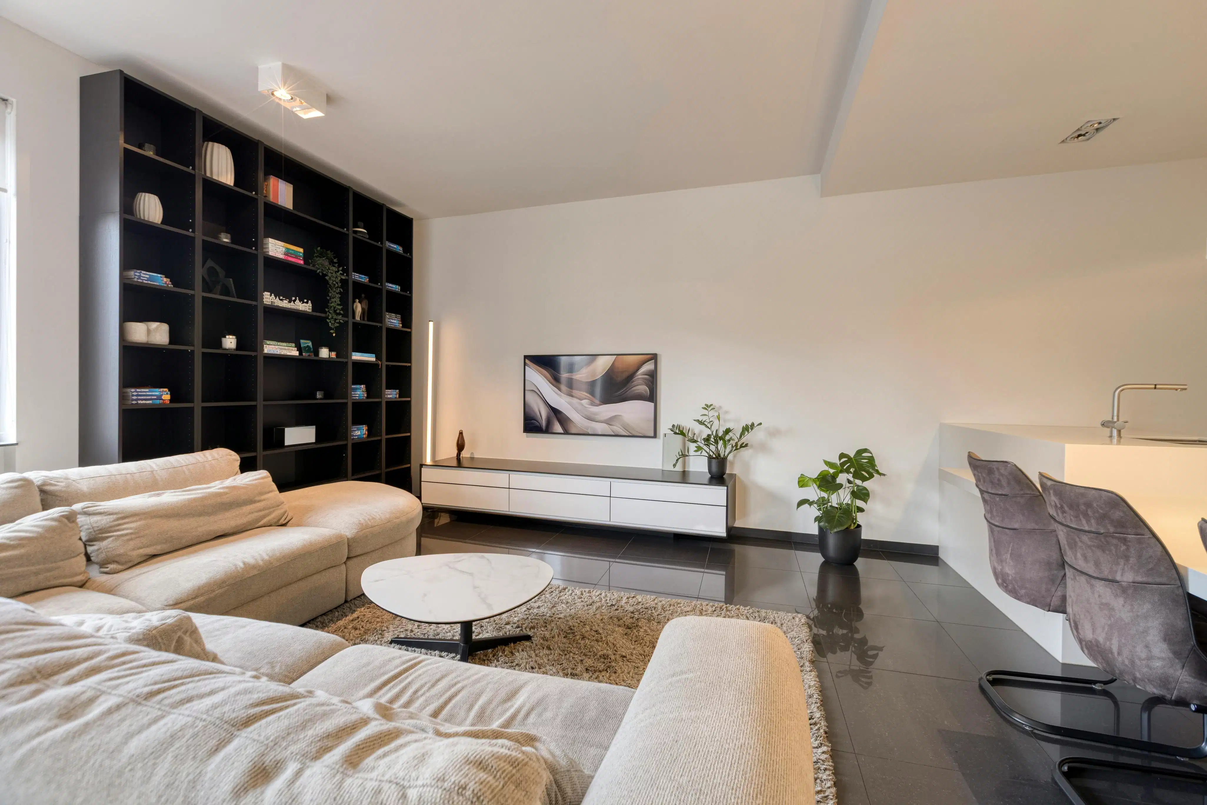 Instapklaar en energiezuinig appartement nabij hartje Hasselt foto 4