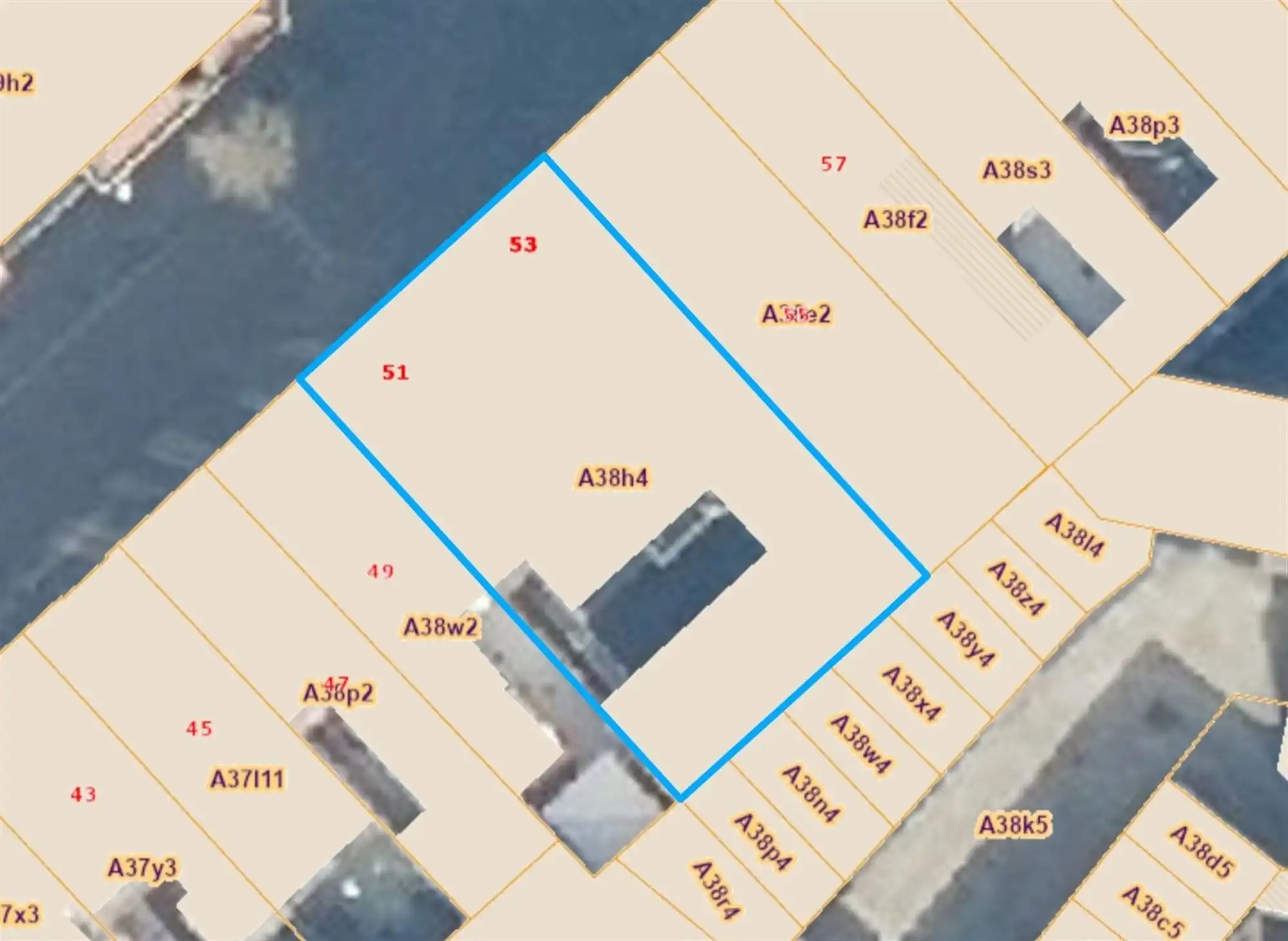 Appartementsgebouw met 10 vergunde entiteiten! foto 4