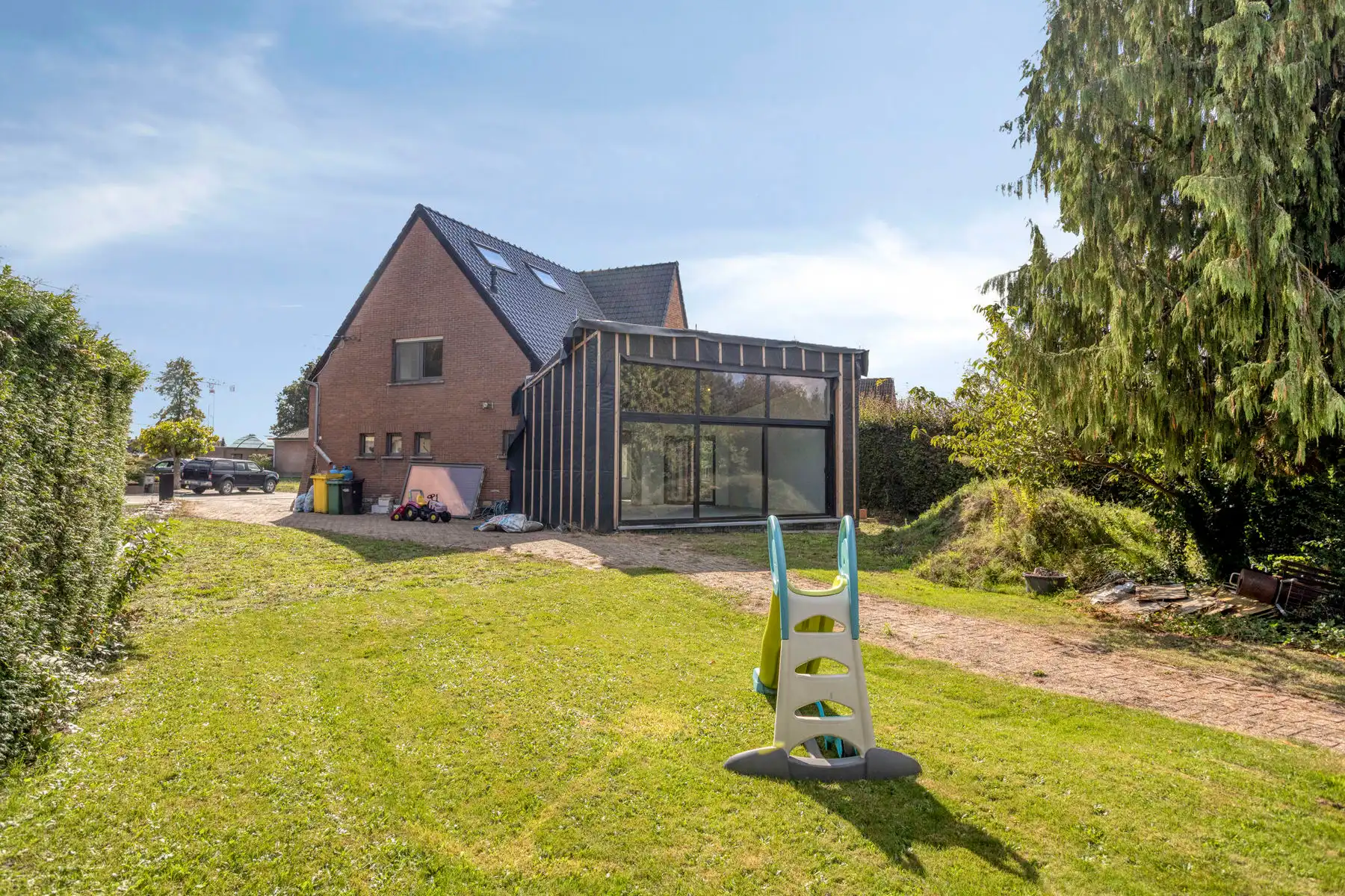 Ruime, energiezuinige gezinswoning met prachtige tuin foto 24
