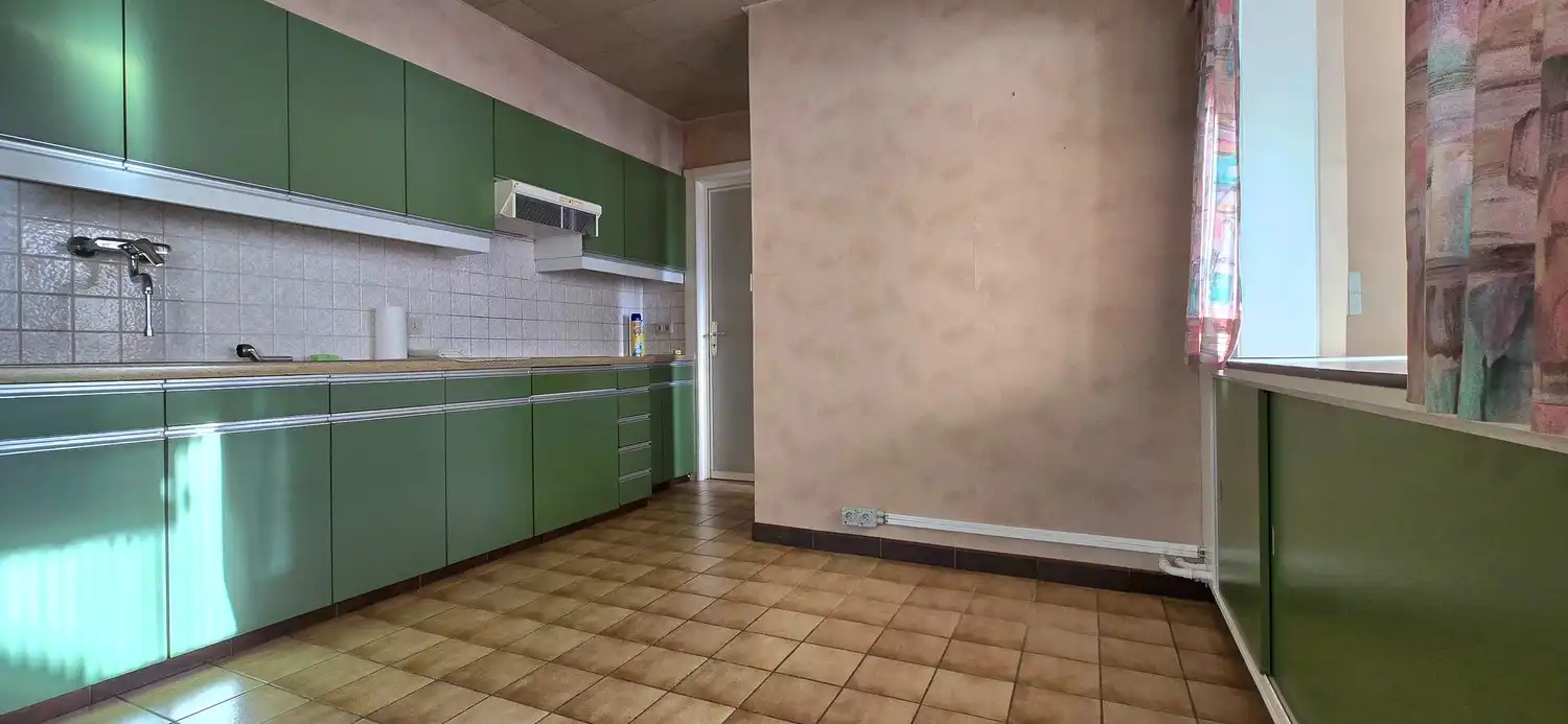 Te renoveren HOB met 3 slaapkamers op een perceel van 1.171 ca gelegen in Donk (Herk-de-Stad) foto 7