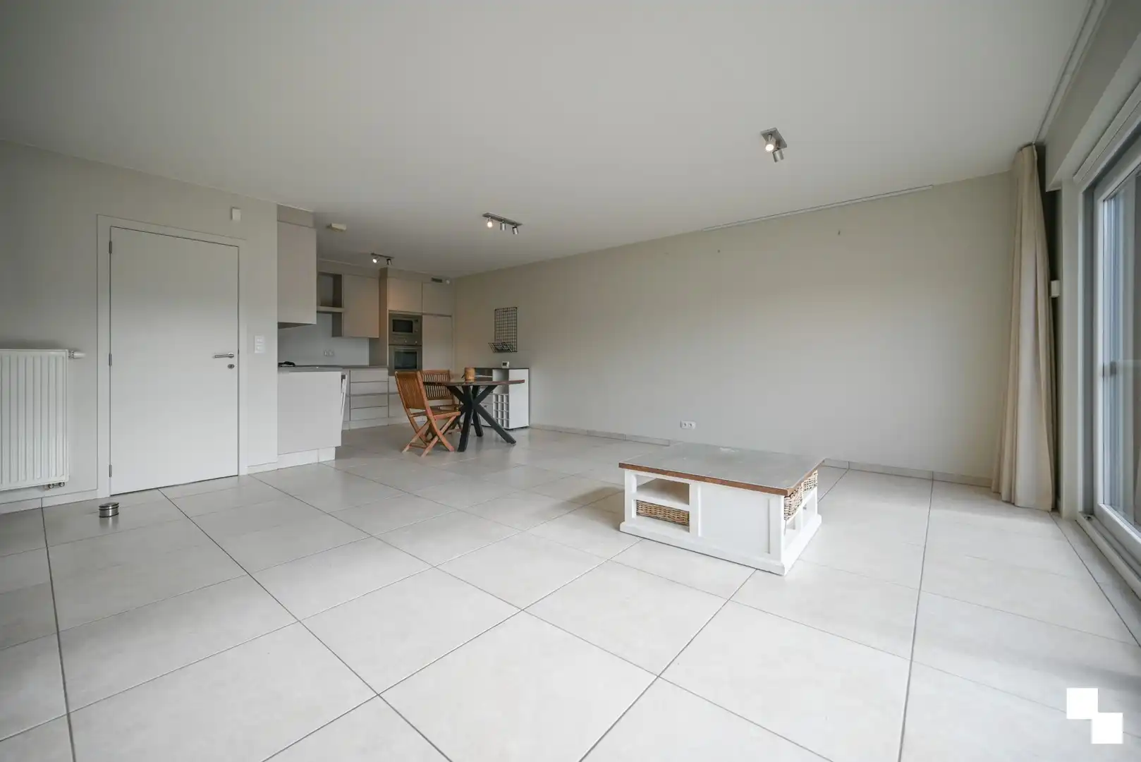 Ruime energiezuinige woning te Wevelgem foto 2