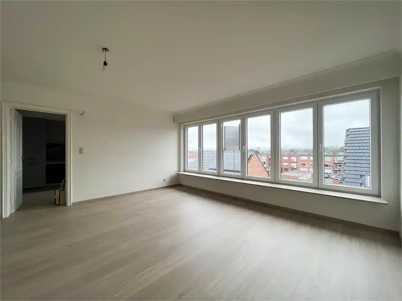 Gerenoveerd appartement te huur in centrum Tessenderlo foto 3