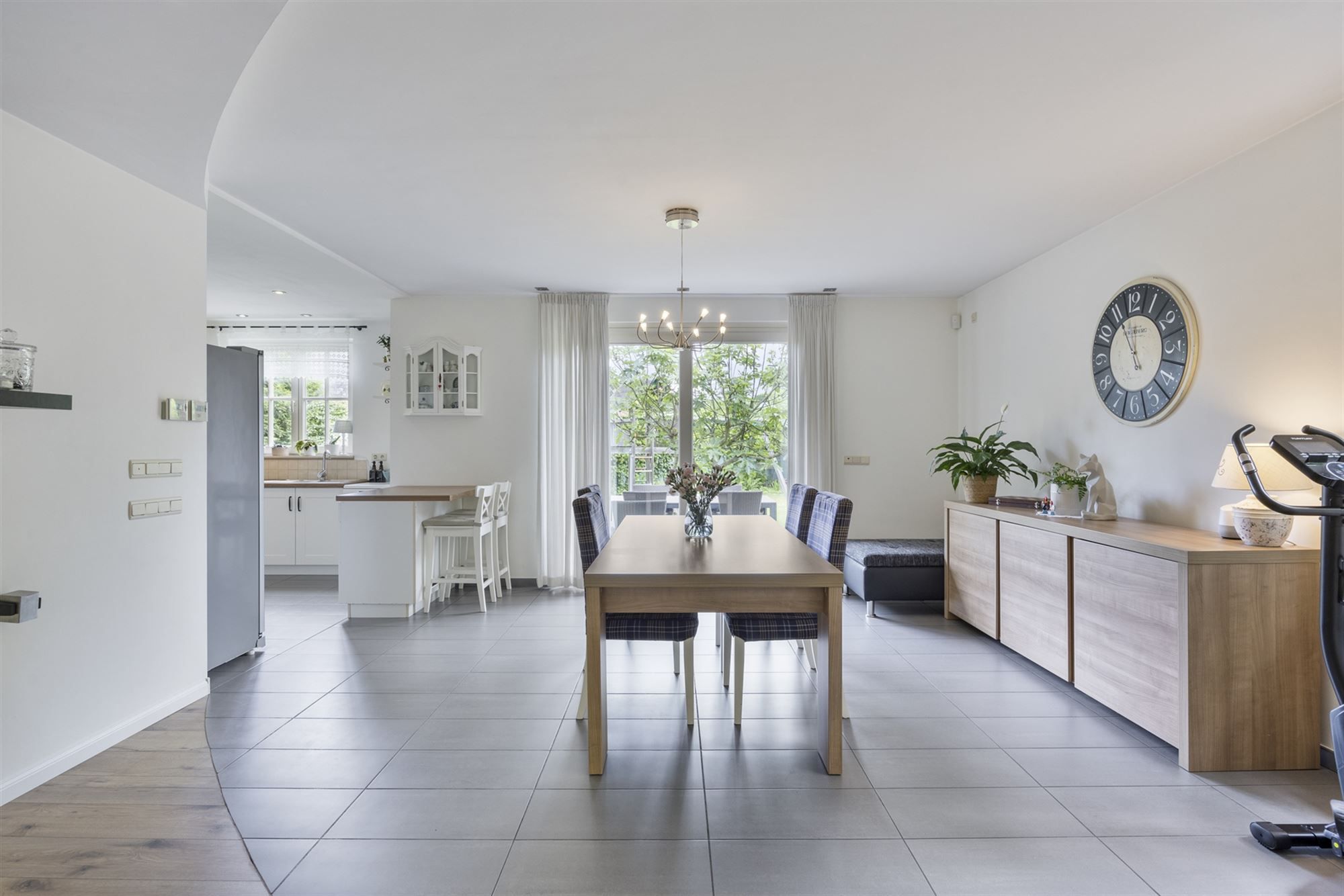 Ruime 5-Slaapkamerwoning in Achel - 246m² Woonplezier foto 10