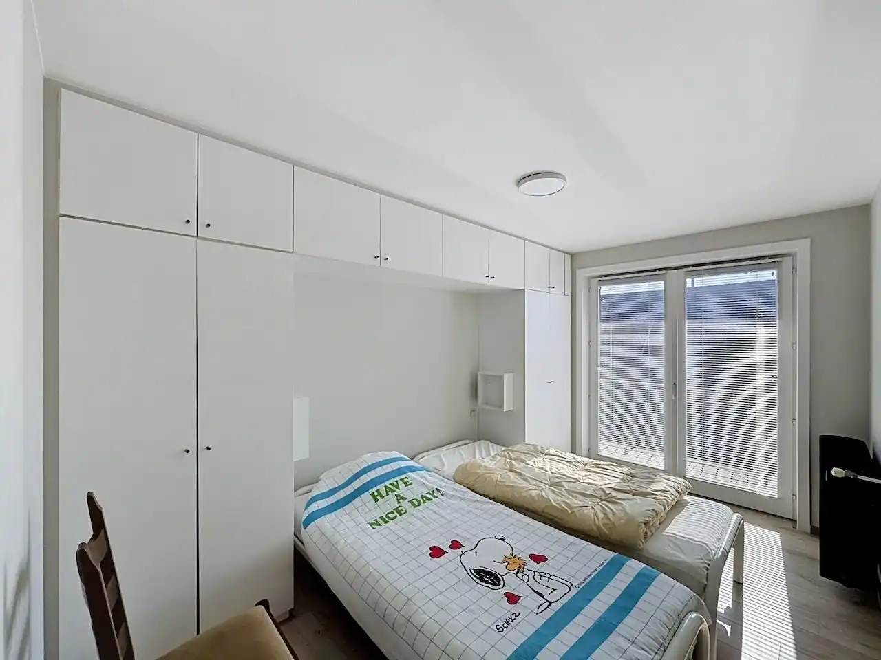 Bijzonder ruim en lichtrijk appartement op een boogscheut van de Zeedijk & Graaf d'Ursellaan foto 18