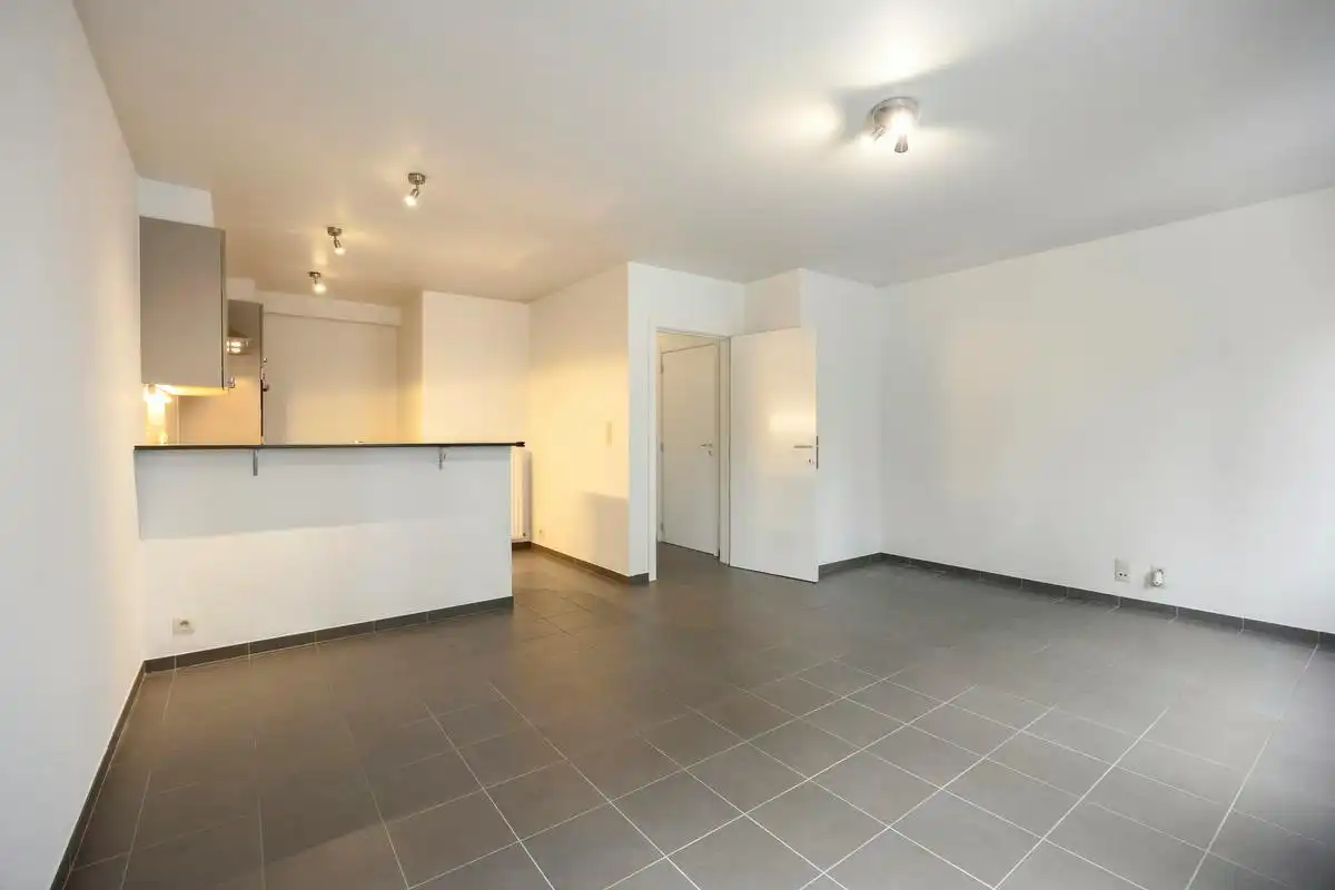 Instapklaar gelijkvloers appartement te koop in Kampenhout! foto {{pictureIndex}}