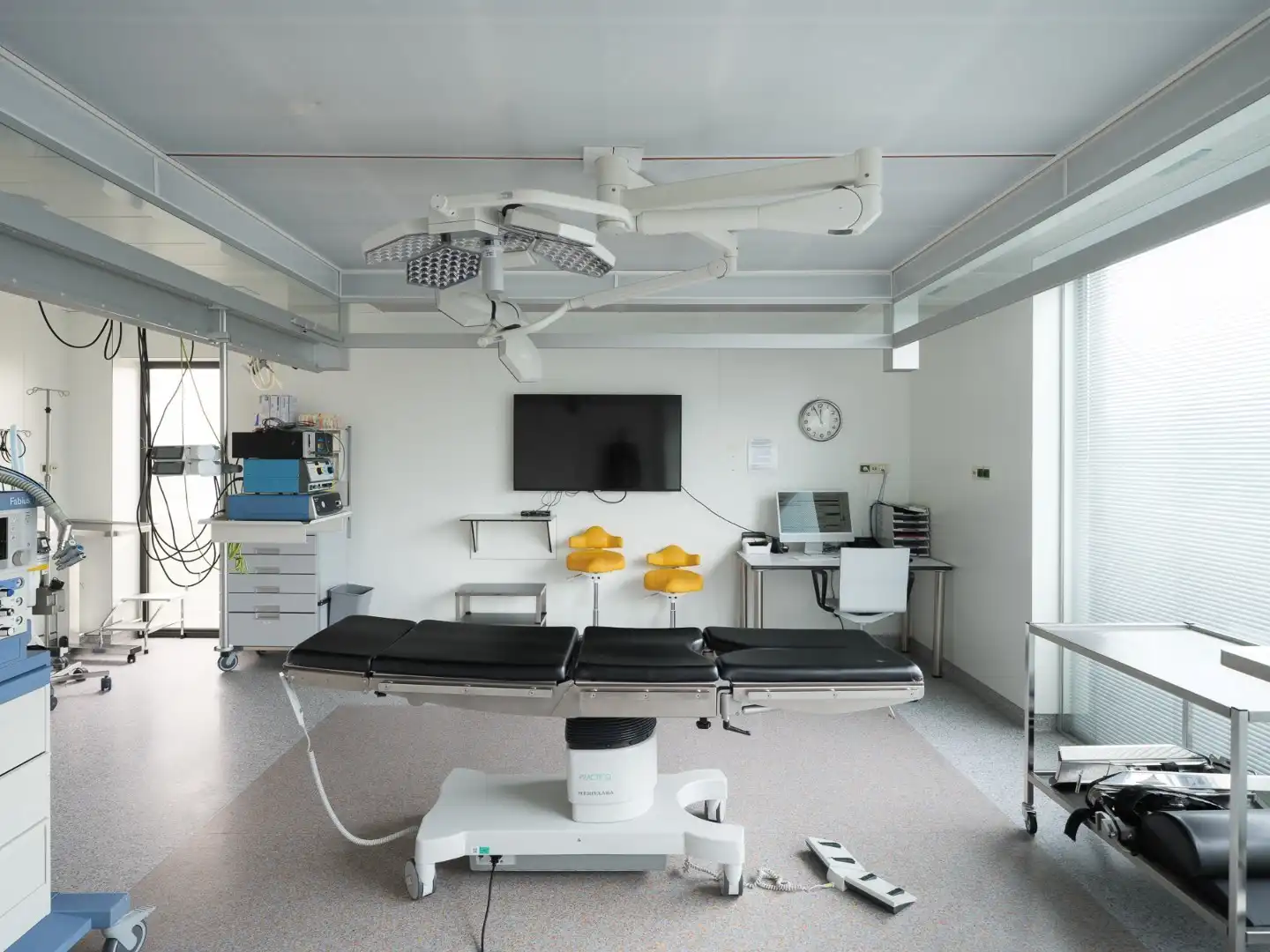 Unieke investeringsopportuniteit in hartje Sint-Martens-Latem – Instapklaar & professioneel uitgeruste privé kliniek foto 15