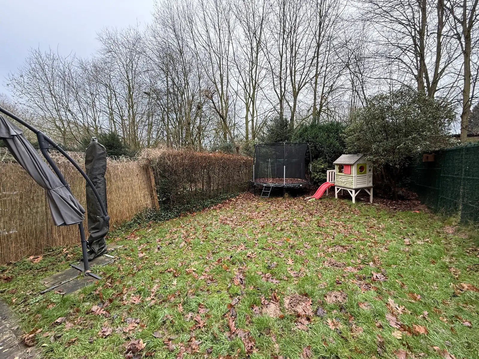 Ruime woning met 4 slaapkamers, garage en tuin in Dilbeek foto 19