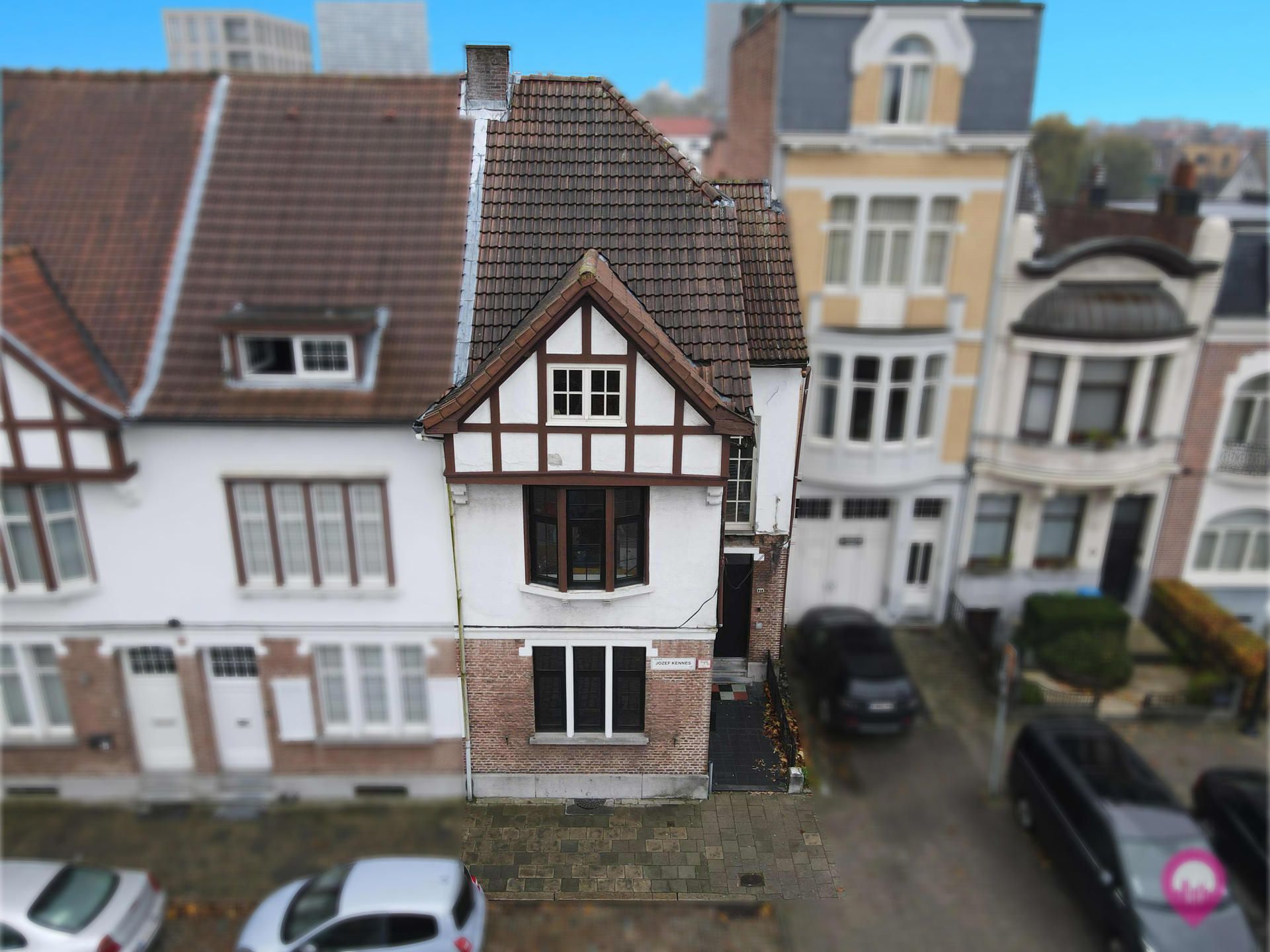 Karaktervolle vernieuwde woning met 4 slpks en tuin! foto 41