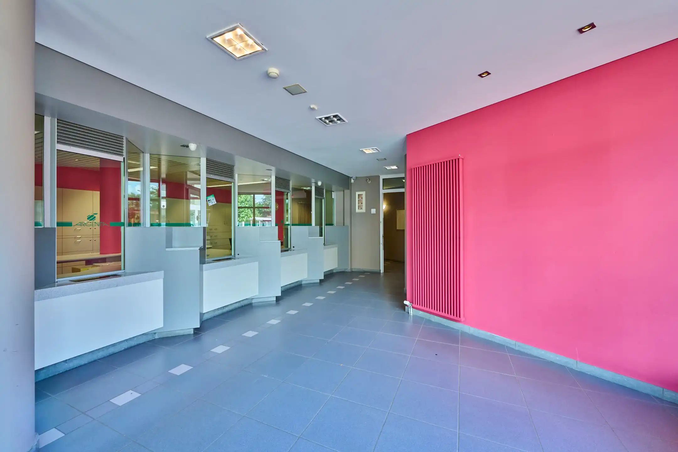 Te huur: kantoor/handelsruimte van 220m² in Hechtel foto 5