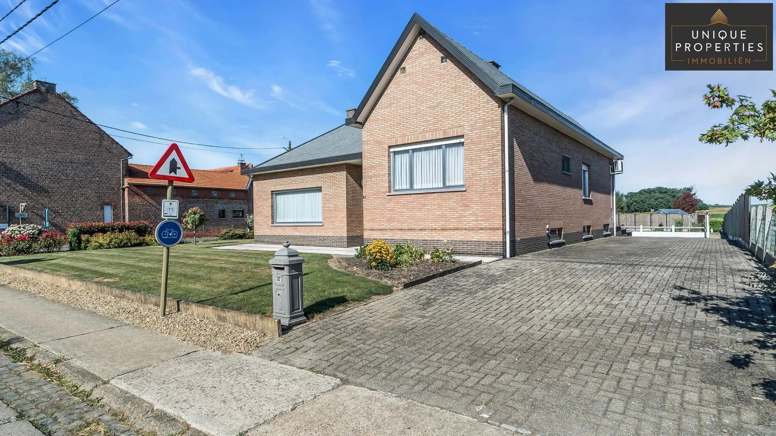 Huis te koop foto 16