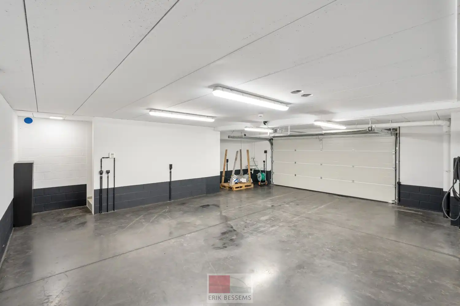 Energiezuinige, moderne woning met een bewoonbaar oppervlakte van circa 195 m², gelegen op een perceel van 776 m² in een rustige en groene omgeving. foto 40