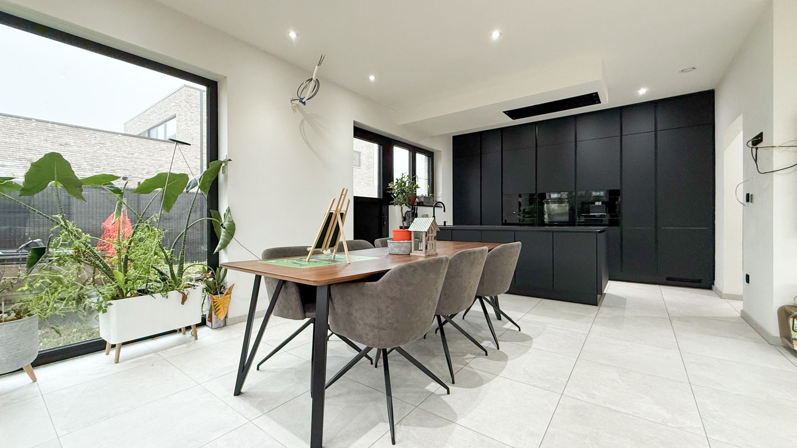 Exclusieve villa met hoogwaardige afwerking Genk! foto 8