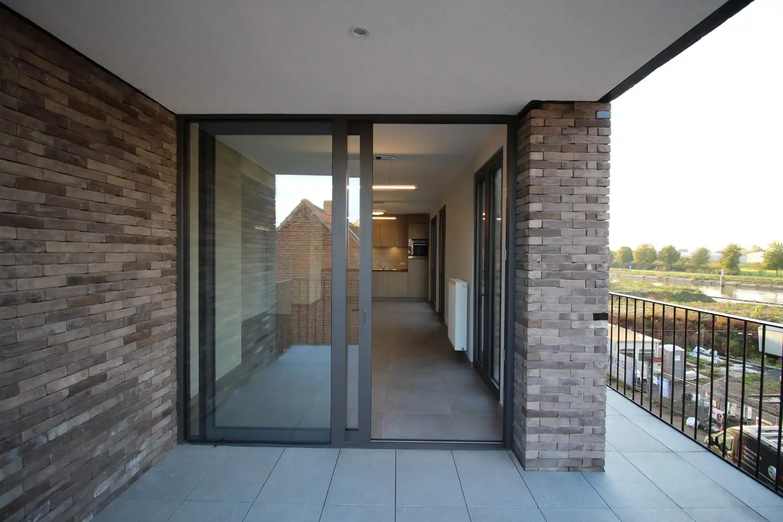 Instapklaar 1 slaapkamer appartement met zicht op de Leie foto 9