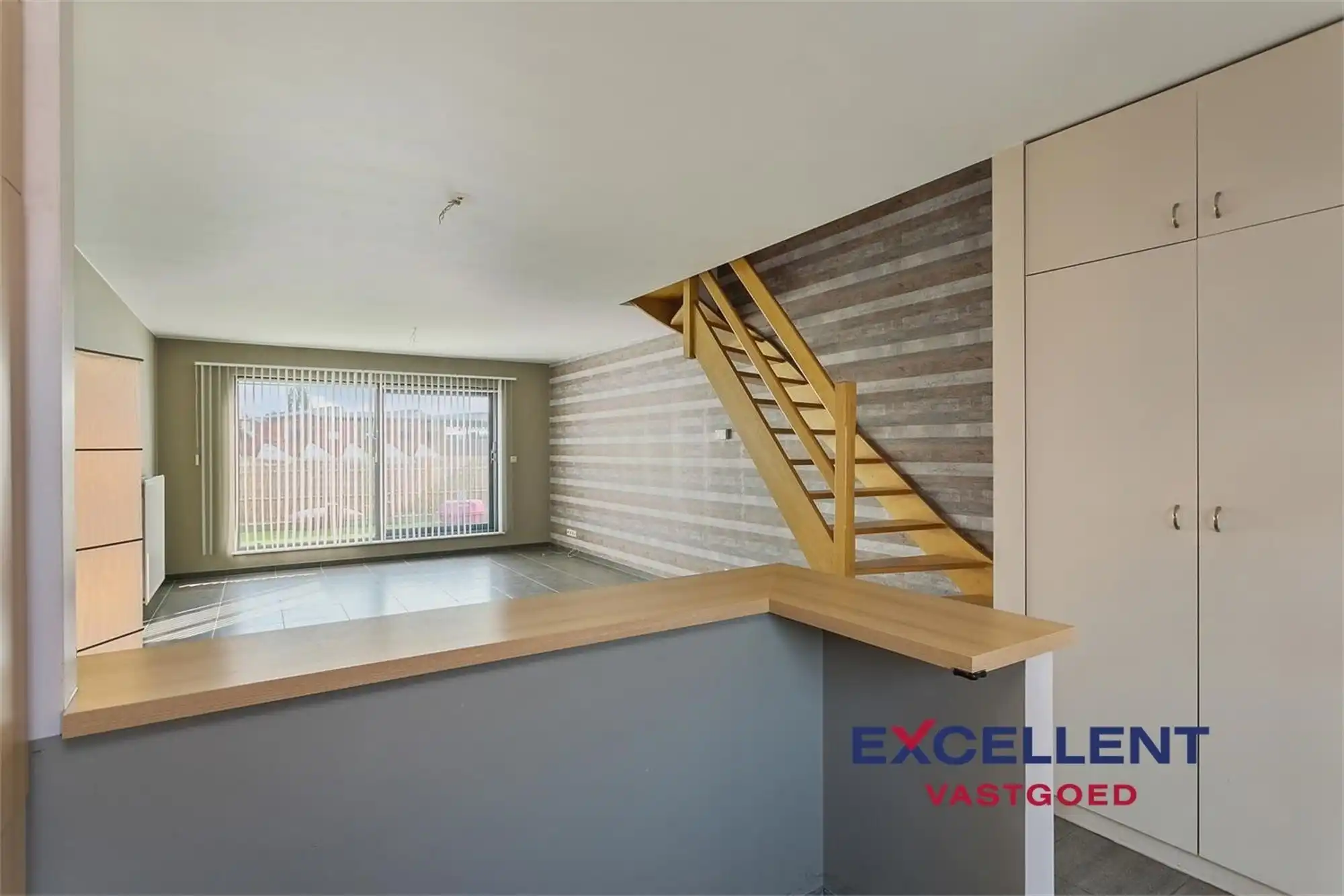 Instapklare, centraal gelegen duplex te huur Deinze foto 5