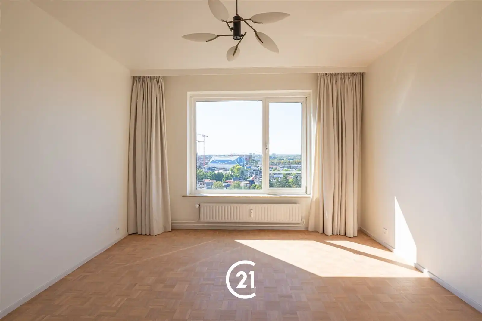 Luxueus afgewerkt appartement met 3 slaapkamers en terras. foto 13